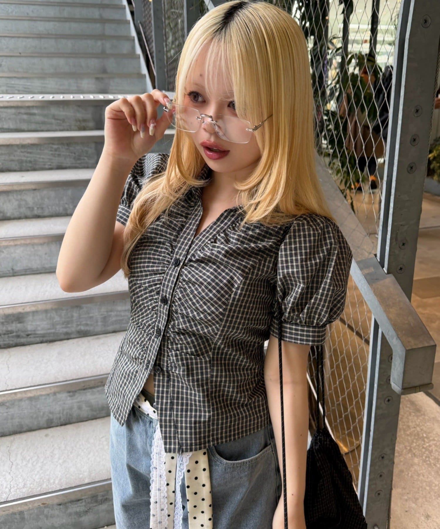 NICE CLAUP / OLIVE des OLIVE OUTLET(ナイスクラップ  / オリーブ デ オリーブ アウトレット) 【@_puni.moe企画】【全方位可愛く】後ろレースUPギャザーブラウス