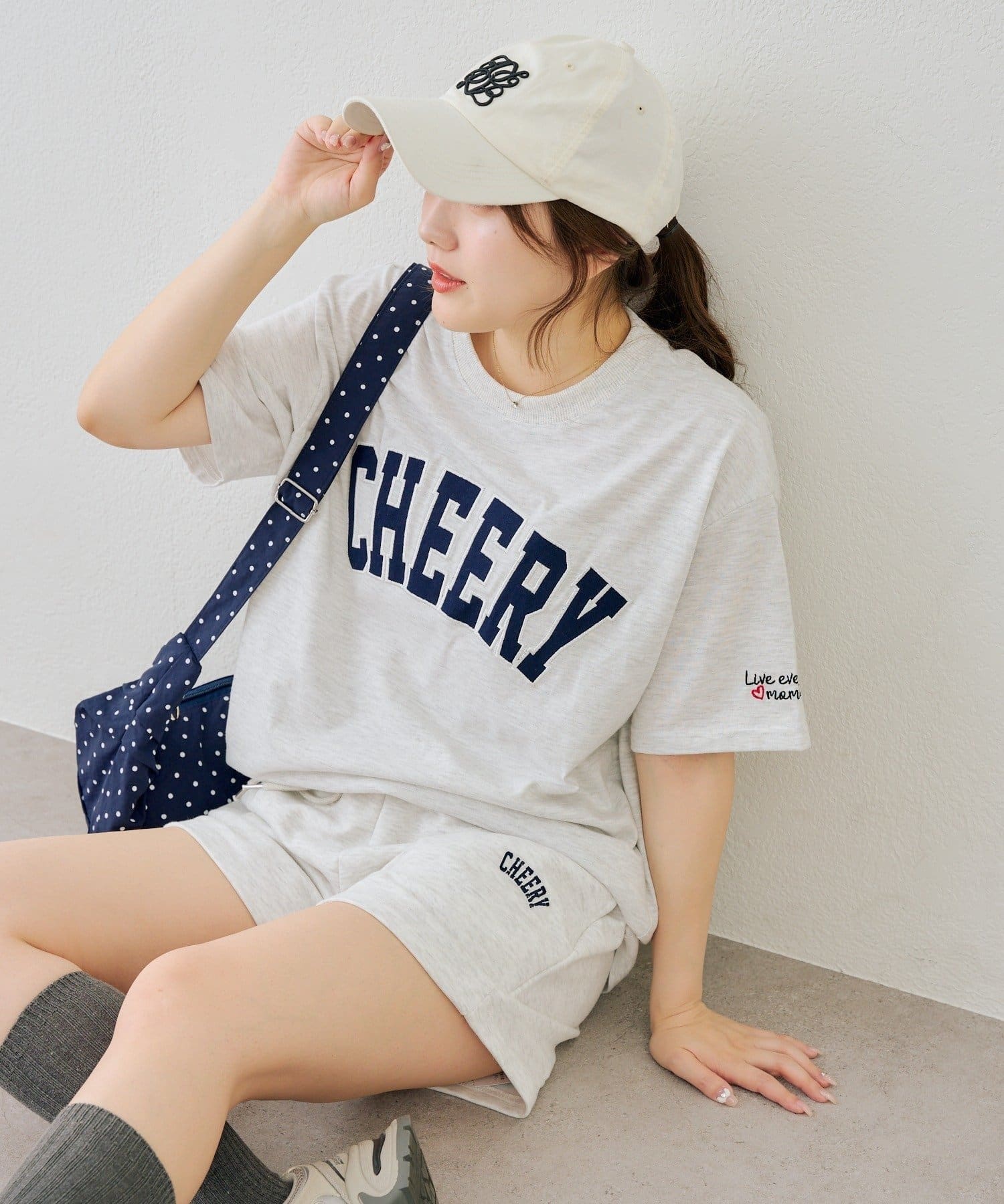 NICE CLAUP / OLIVE des OLIVE OUTLET(ナイスクラップ  / オリーブ デ オリーブ アウトレット) 【ANOTHER BRANCH】SET・BIGロゴTシャツ+ショートパンツ