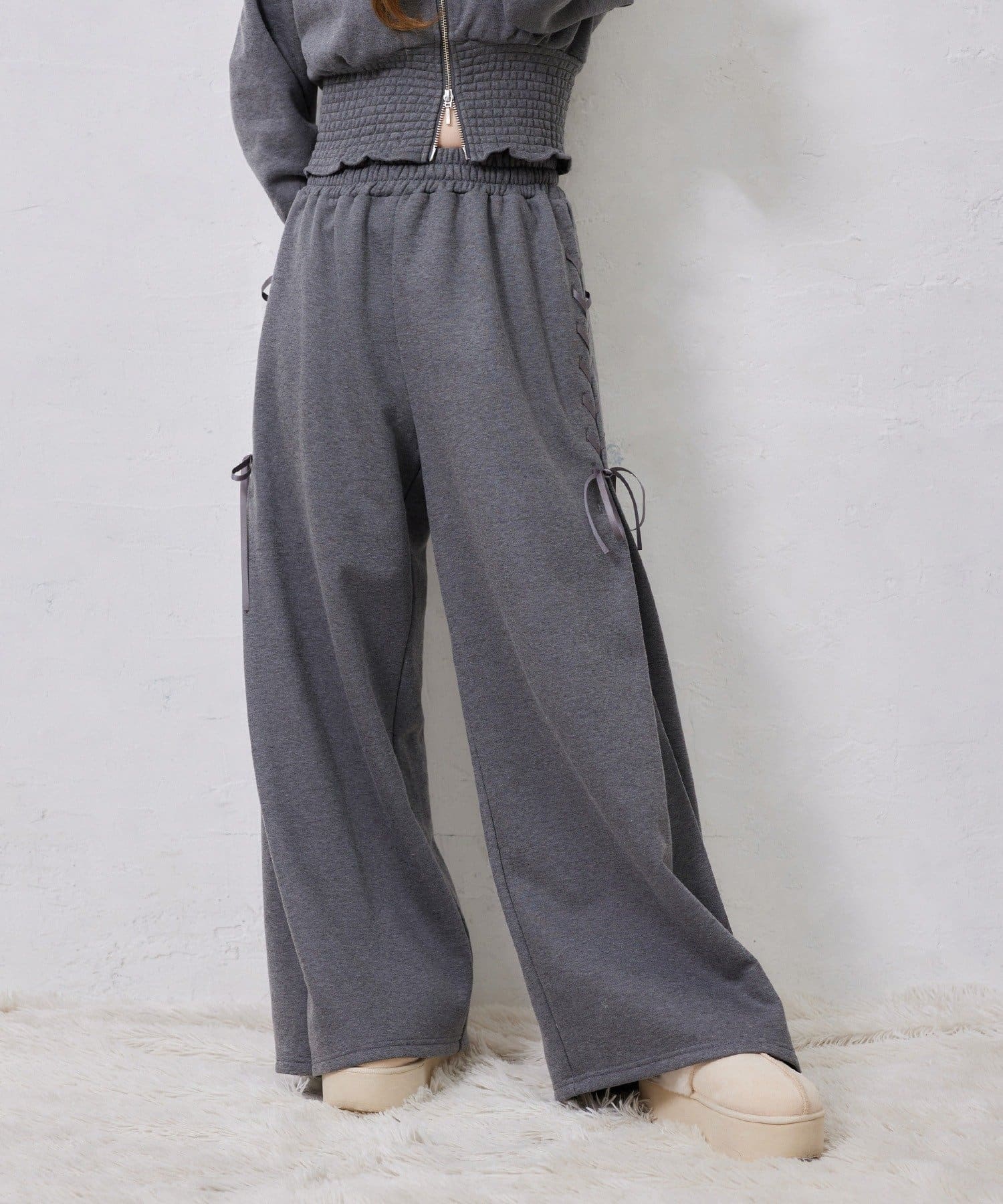 NICE CLAUP / OLIVE des OLIVE OUTLET(ナイスクラップ  / オリーブ デ オリーブ アウトレット) 【one after another】レースアップカットパンツ