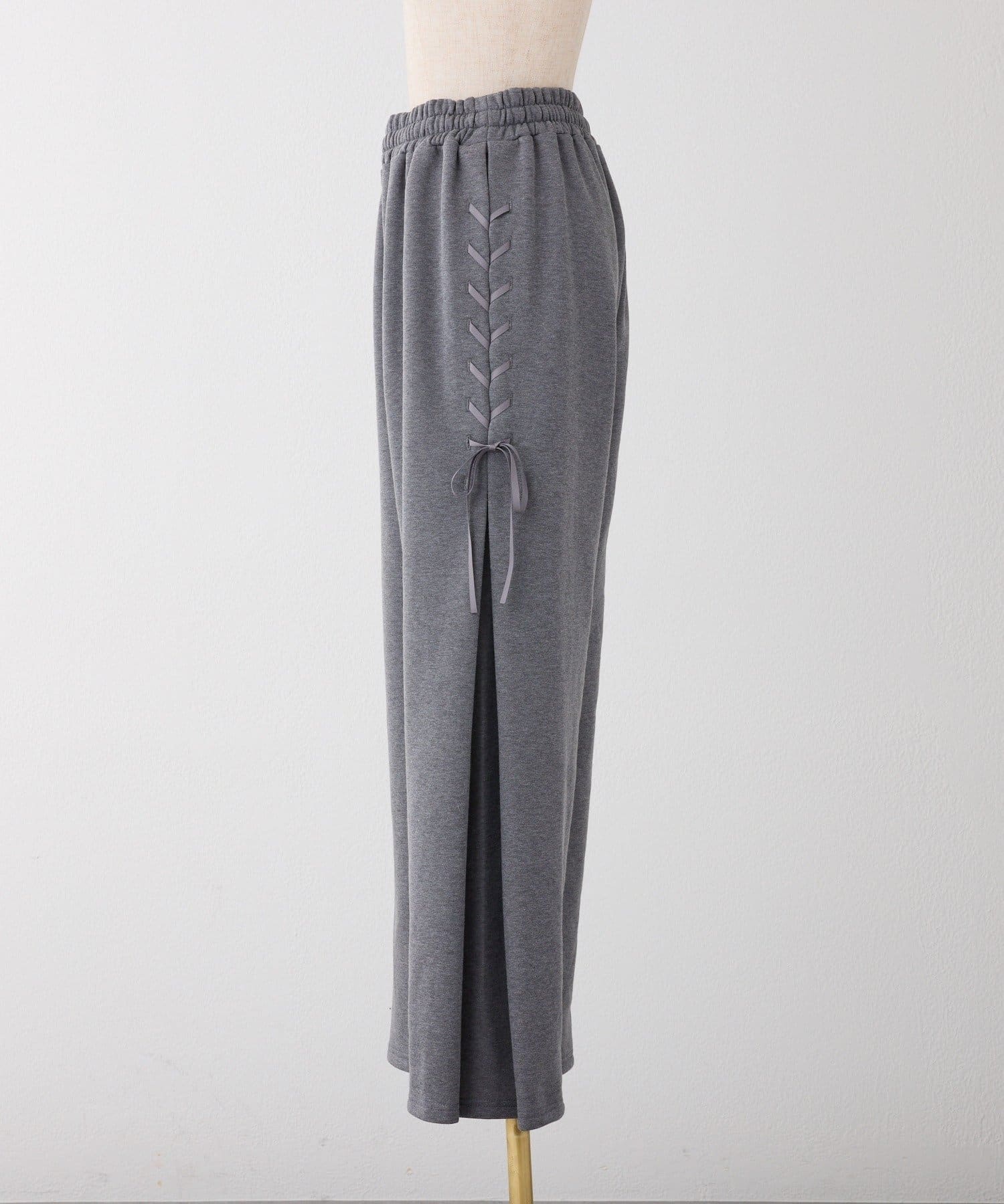 NICE CLAUP / OLIVE des OLIVE OUTLET(ナイスクラップ  / オリーブ デ オリーブ アウトレット) 【one after another】レースアップカットパンツ