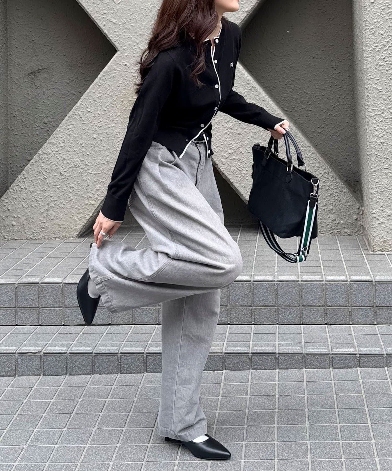 FREDY & GLOSTER(フレディ アンド グロスター) ライトオンスタックデニムパンツ