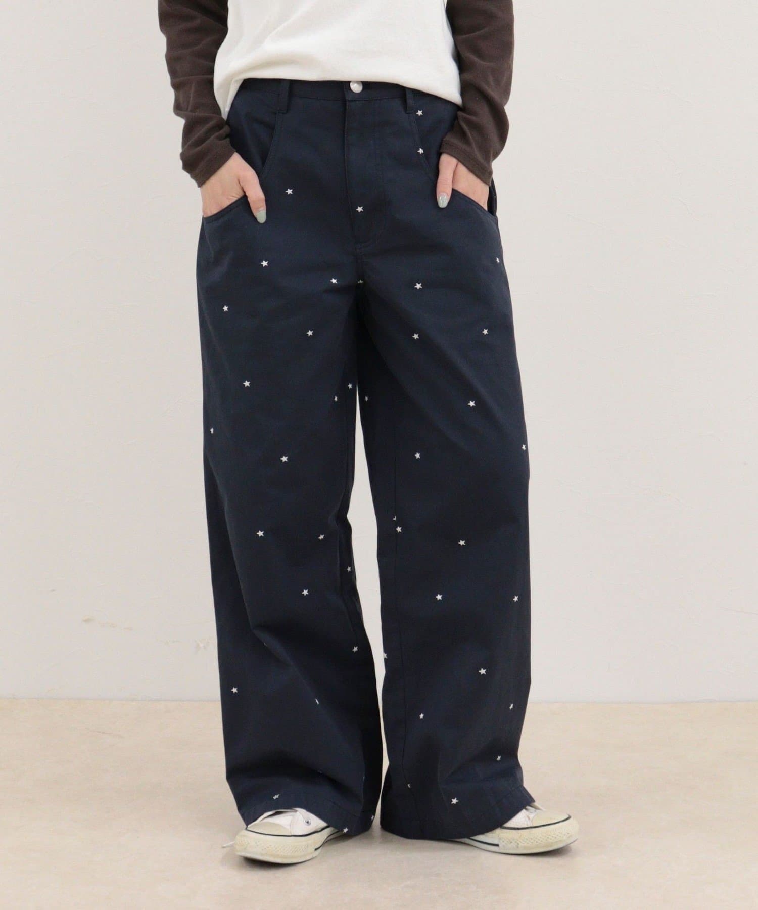 FREDY & GLOSTER(フレディ アンド グロスター) 刺しゅう入りコットンツイルルーズパンツ