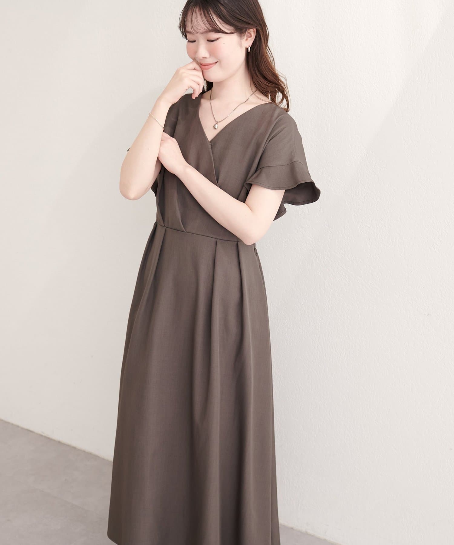 natural couture(ナチュラルクチュール) 【sherbet line】接触冷感カシュクールフリル袖ワンピース