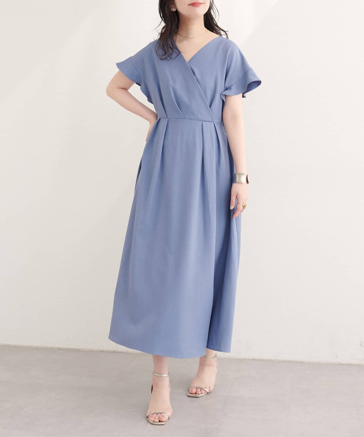 natural couture(ナチュラルクチュール) 【sherbet line】接触冷感カシュクールフリル袖ワンピース
