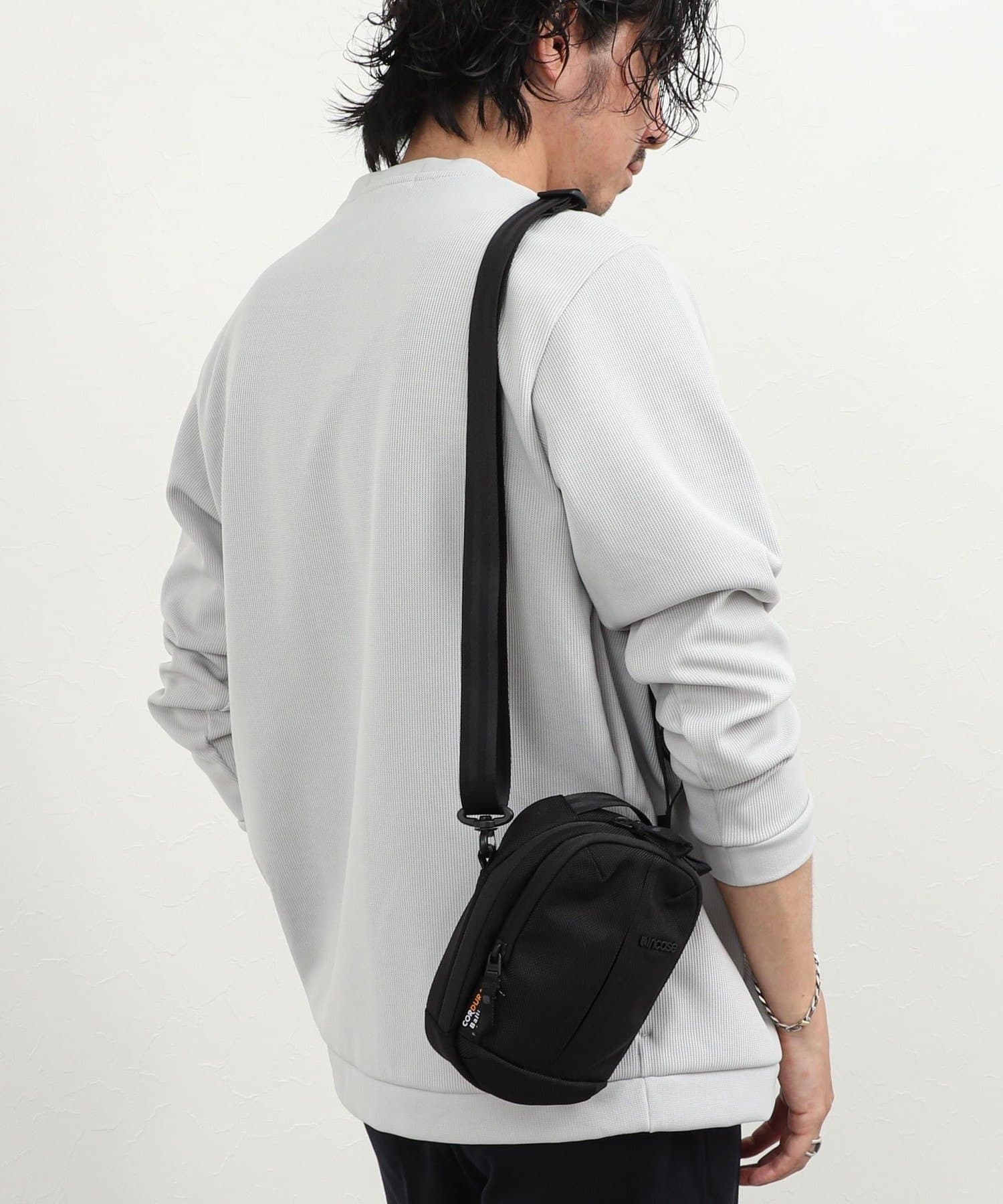 NOLLEY'S(ノーリーズ) 【Incase】Tracks Small Shoulder Pouch