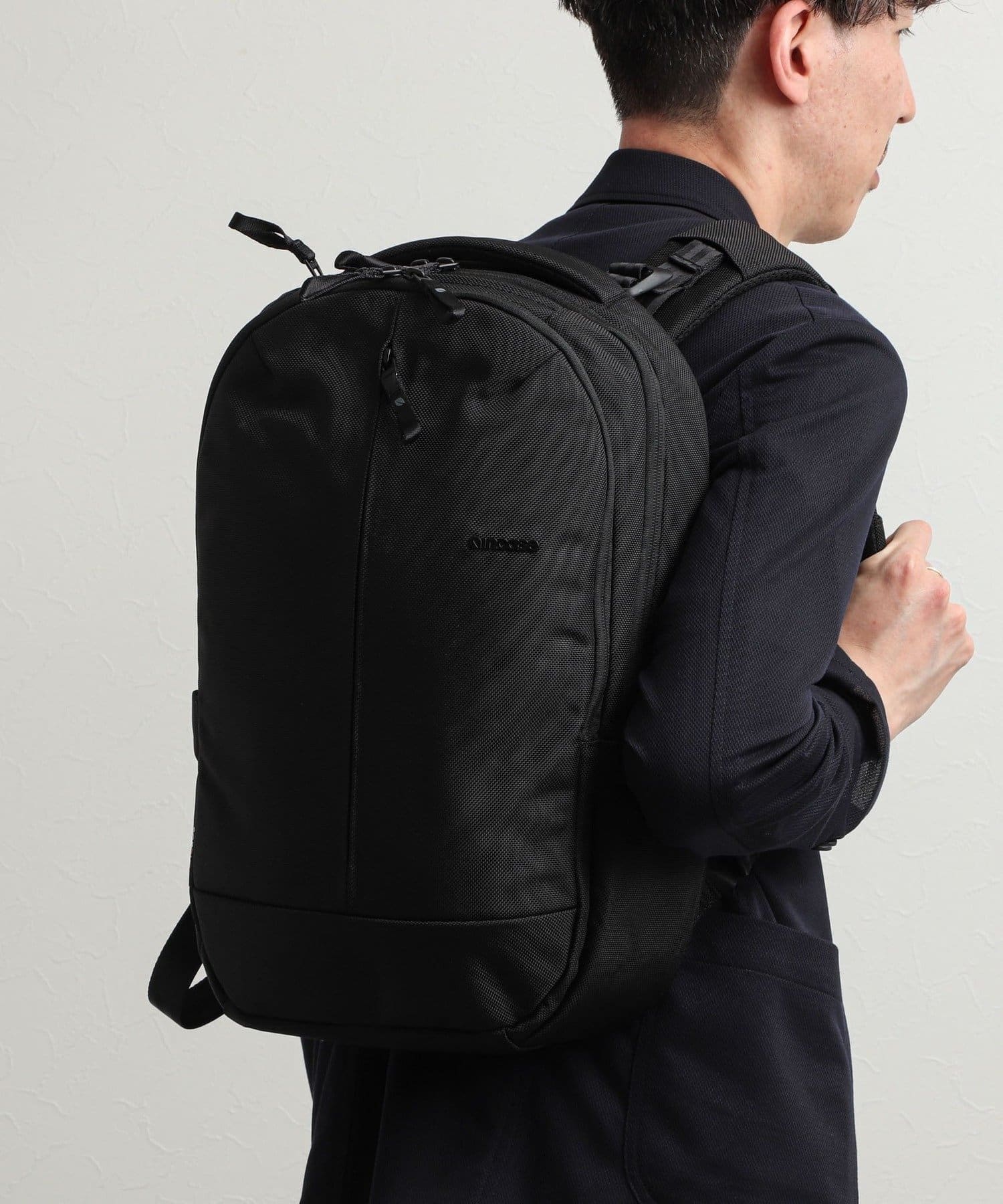 NOLLEY'S(ノーリーズ) 【Incase/インケース】Tracks Backpack 18L