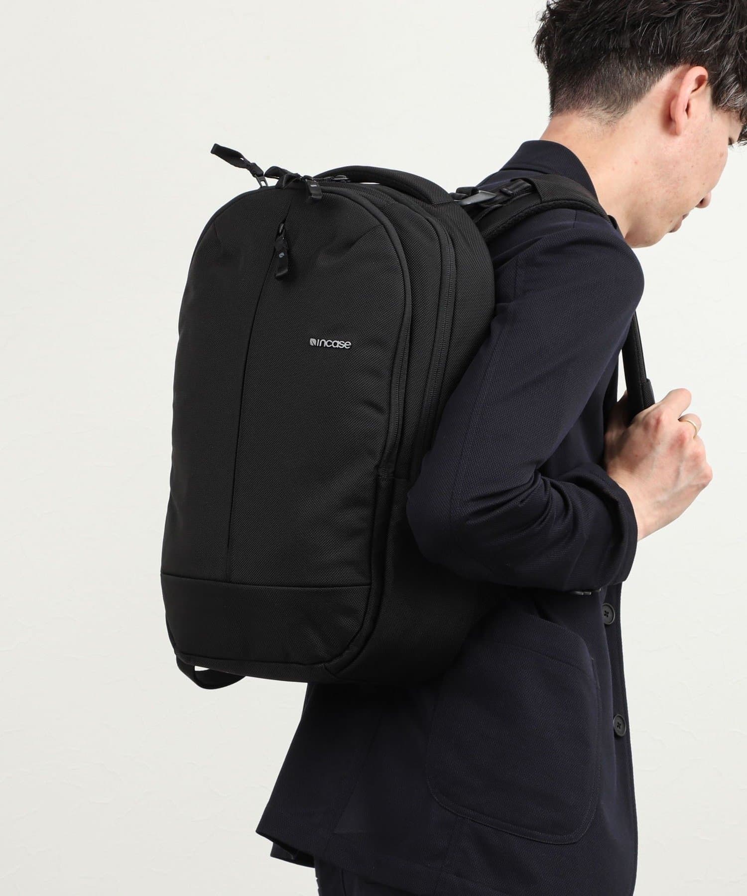 NOLLEY'S(ノーリーズ) 【Incase/インケース】Tracks Backpack 18L