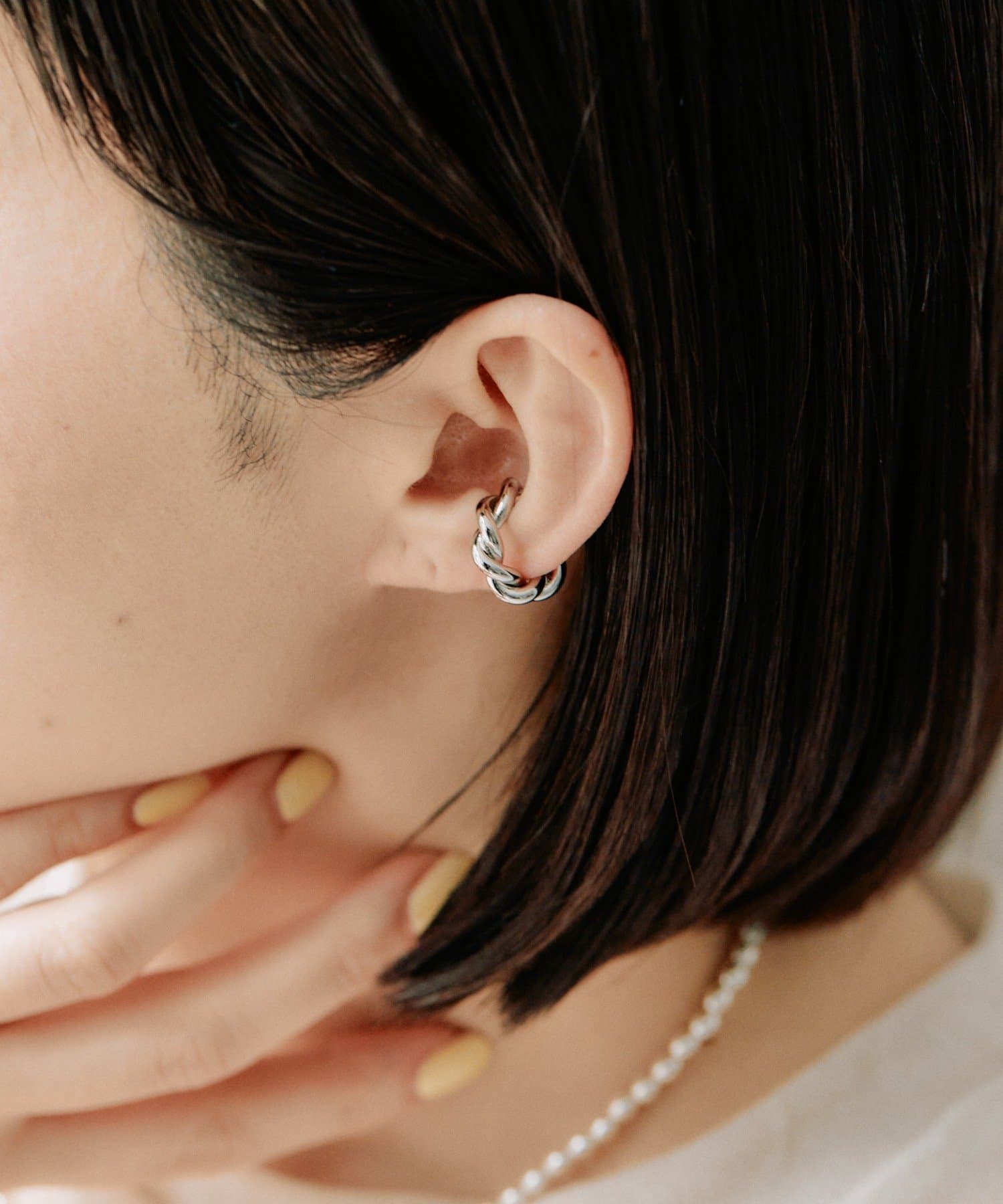 ear PAPILLONNER(イア パピヨネ) ヨリセンミニイヤーカフ