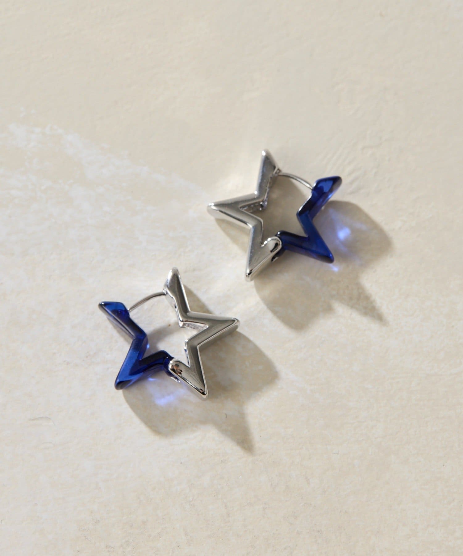 ear PAPILLONNER(イア パピヨネ) 《WEB限定》星形ハーフクリアピアス