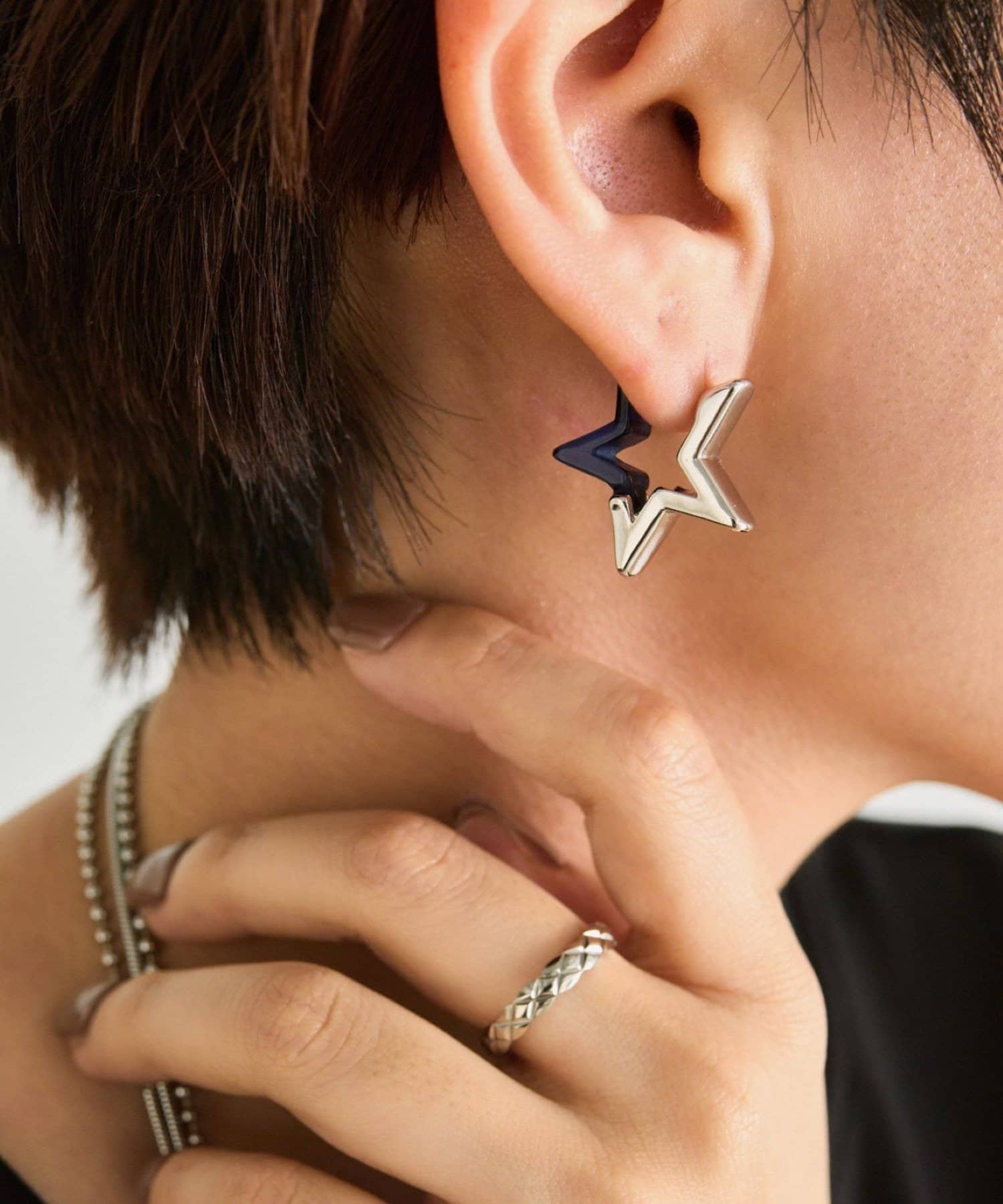ear PAPILLONNER(イア パピヨネ) 《WEB限定》星形ハーフクリアピアス
