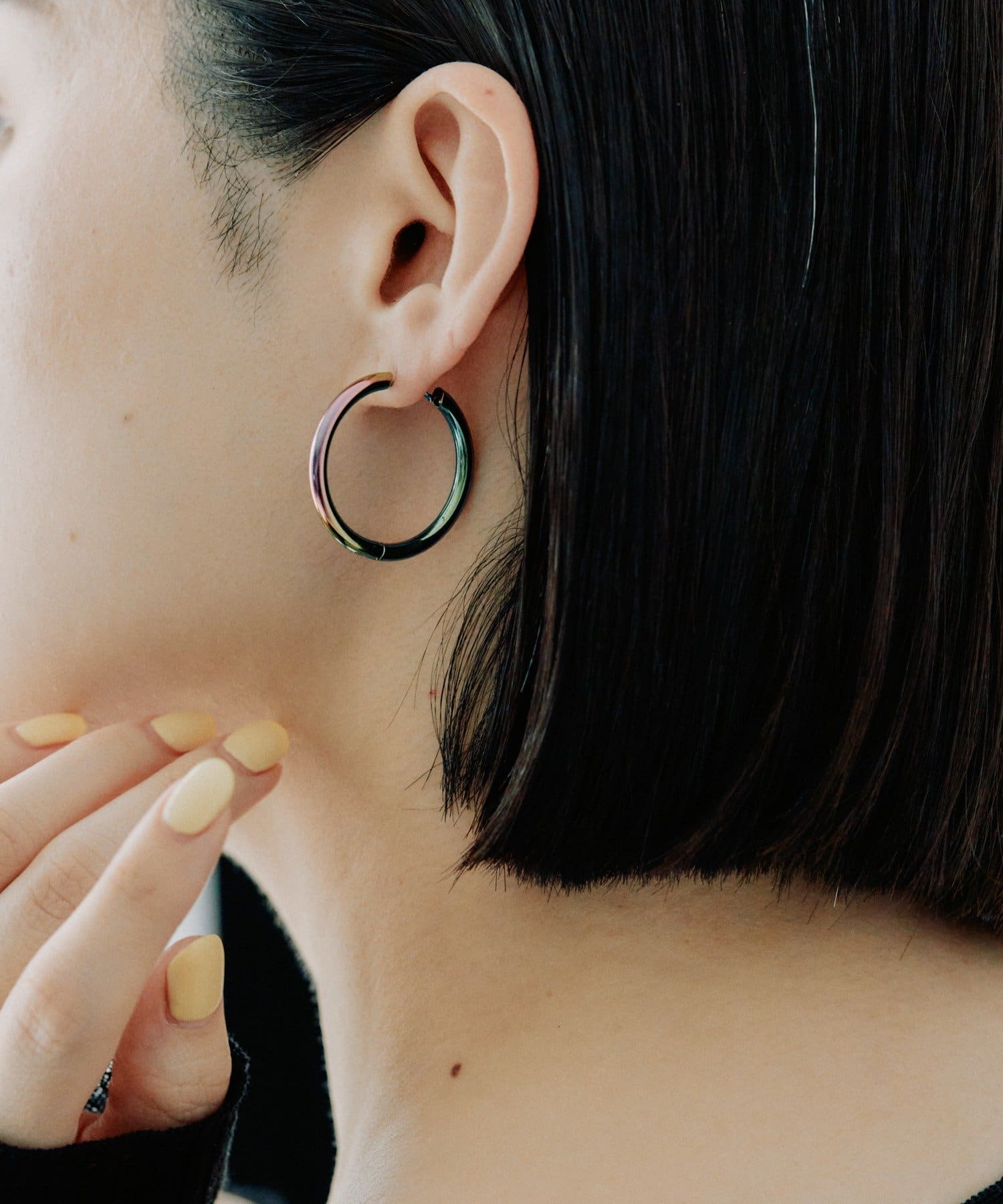 ear PAPILLONNER(イア パピヨネ) 《金属アレルギー対応/ステンレス》オーロラ30ｍｍフープピアス