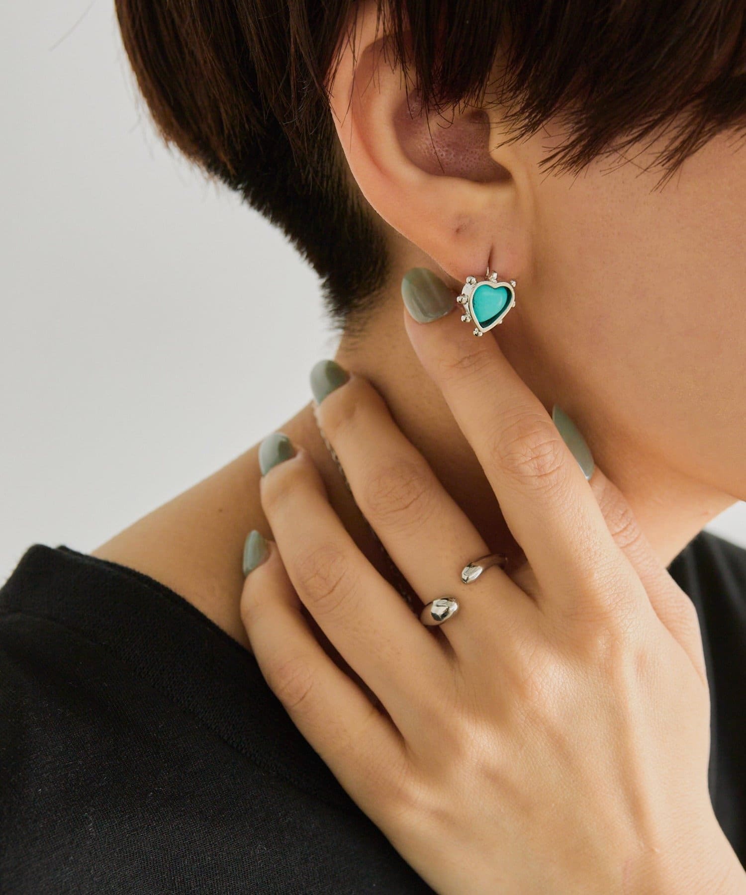 ear PAPILLONNER(イア パピヨネ) ターコイズハートストーンピアス
