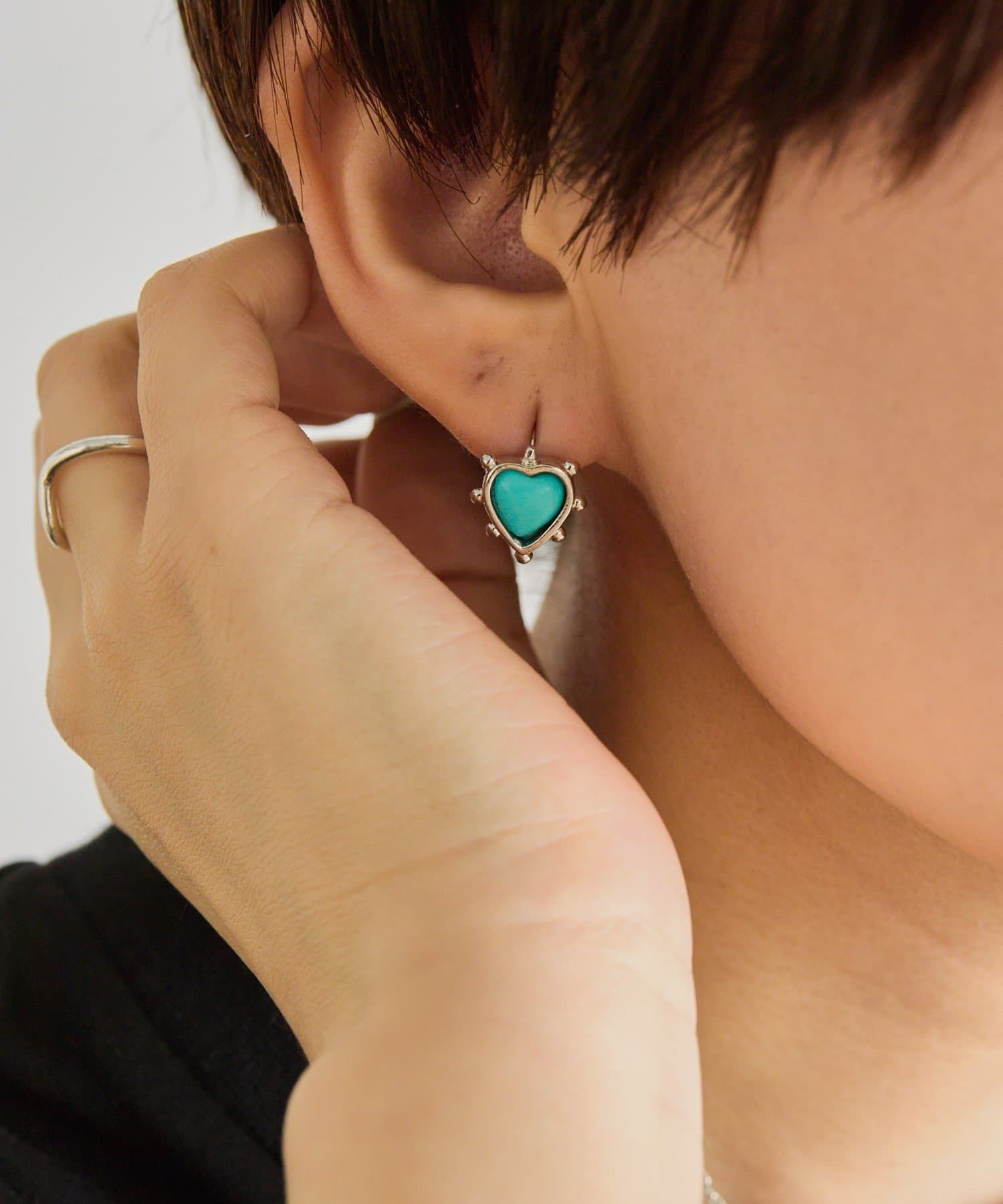 ear PAPILLONNER(イア パピヨネ) ターコイズハートストーンピアス
