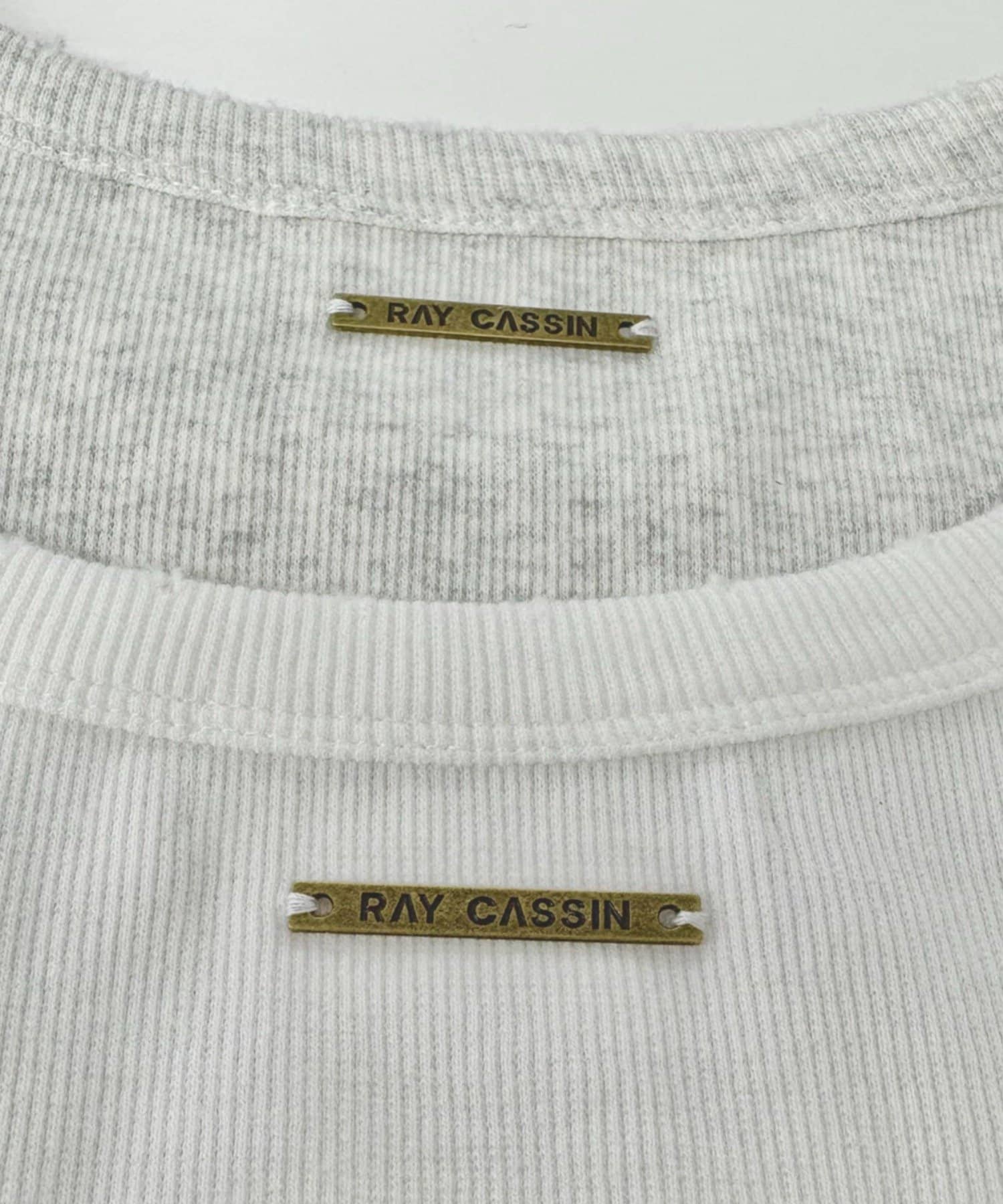 RAY CASSIN(レイカズン) ピグメントチビTシャツ
