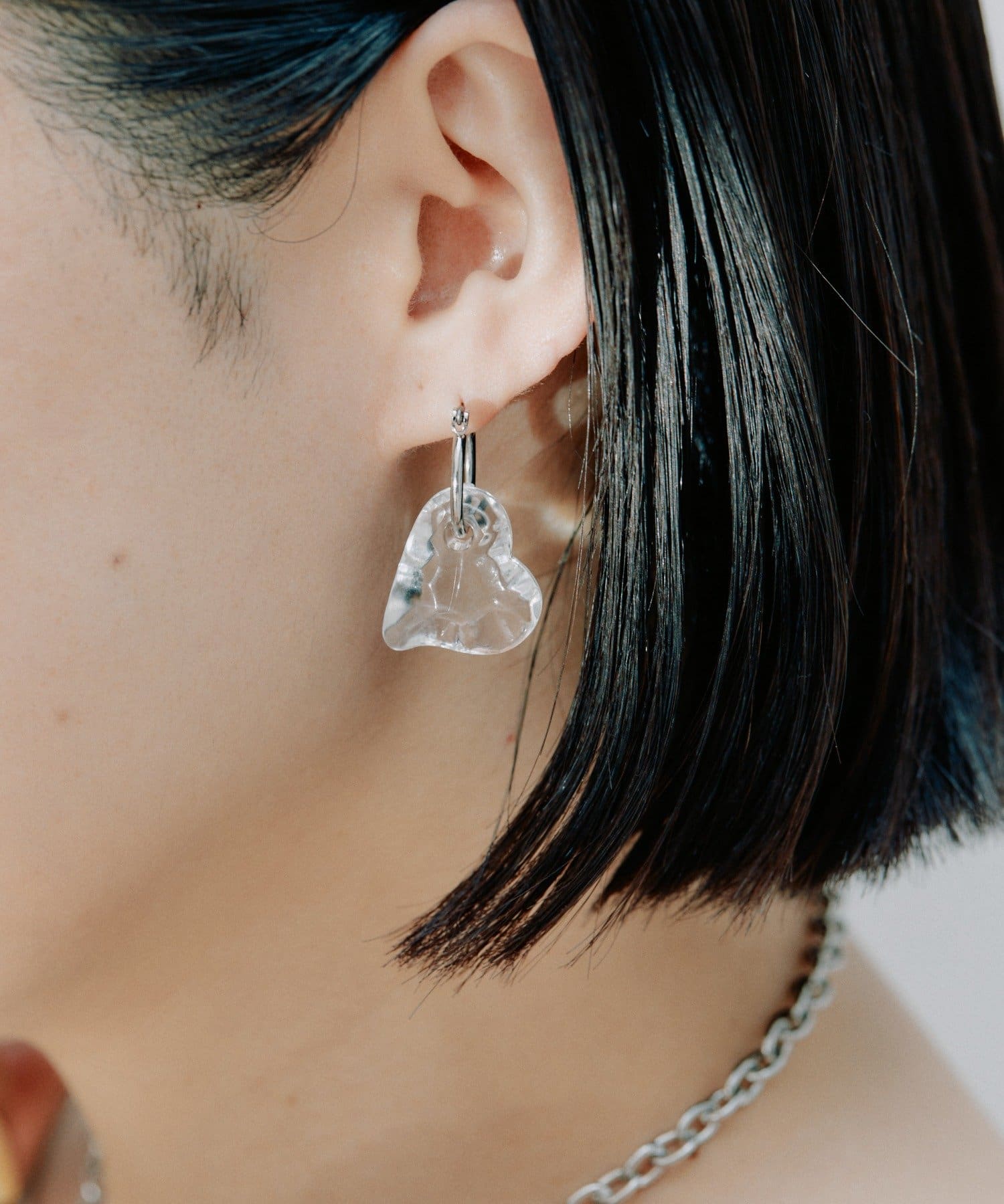 ear PAPILLONNER(イア パピヨネ) 《チタンポスト》クリアハートピアス
