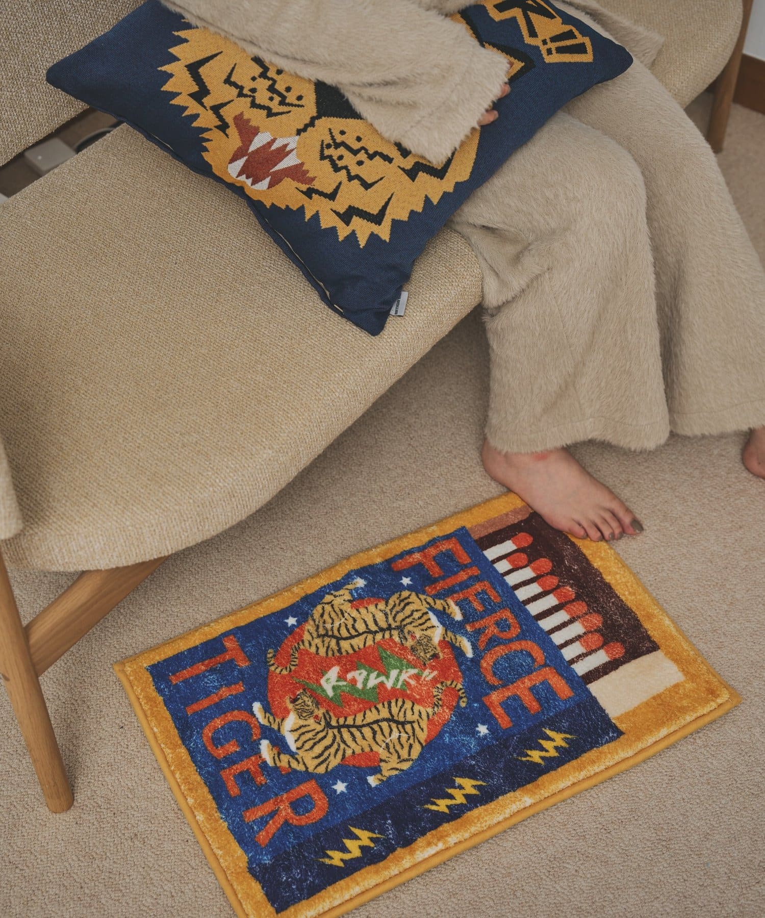 BIRTHDAY BAR(バースデイバー) animal Matchbox floormat　フロアマット