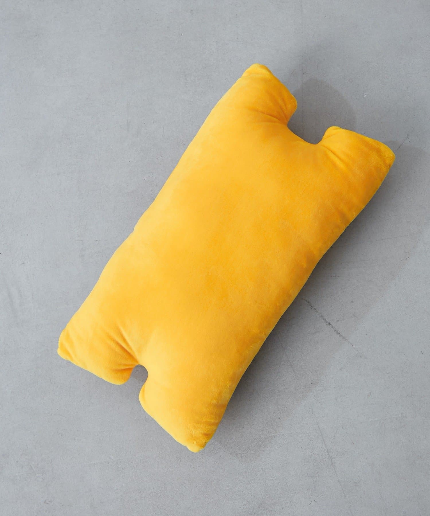 BIRTHDAY BAR(バースデイバー) animal diecut cushion　ダイカットクッション