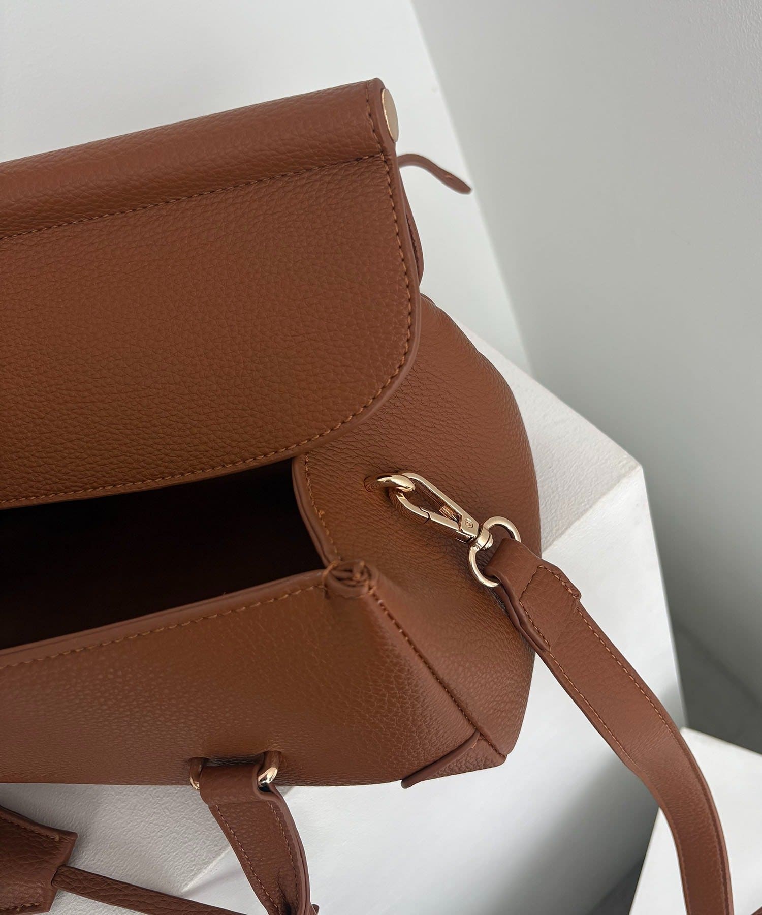 CAPRICIEUX LE'MAGE(カプリシュレマージュ) 2WAYフラップボストンBAG