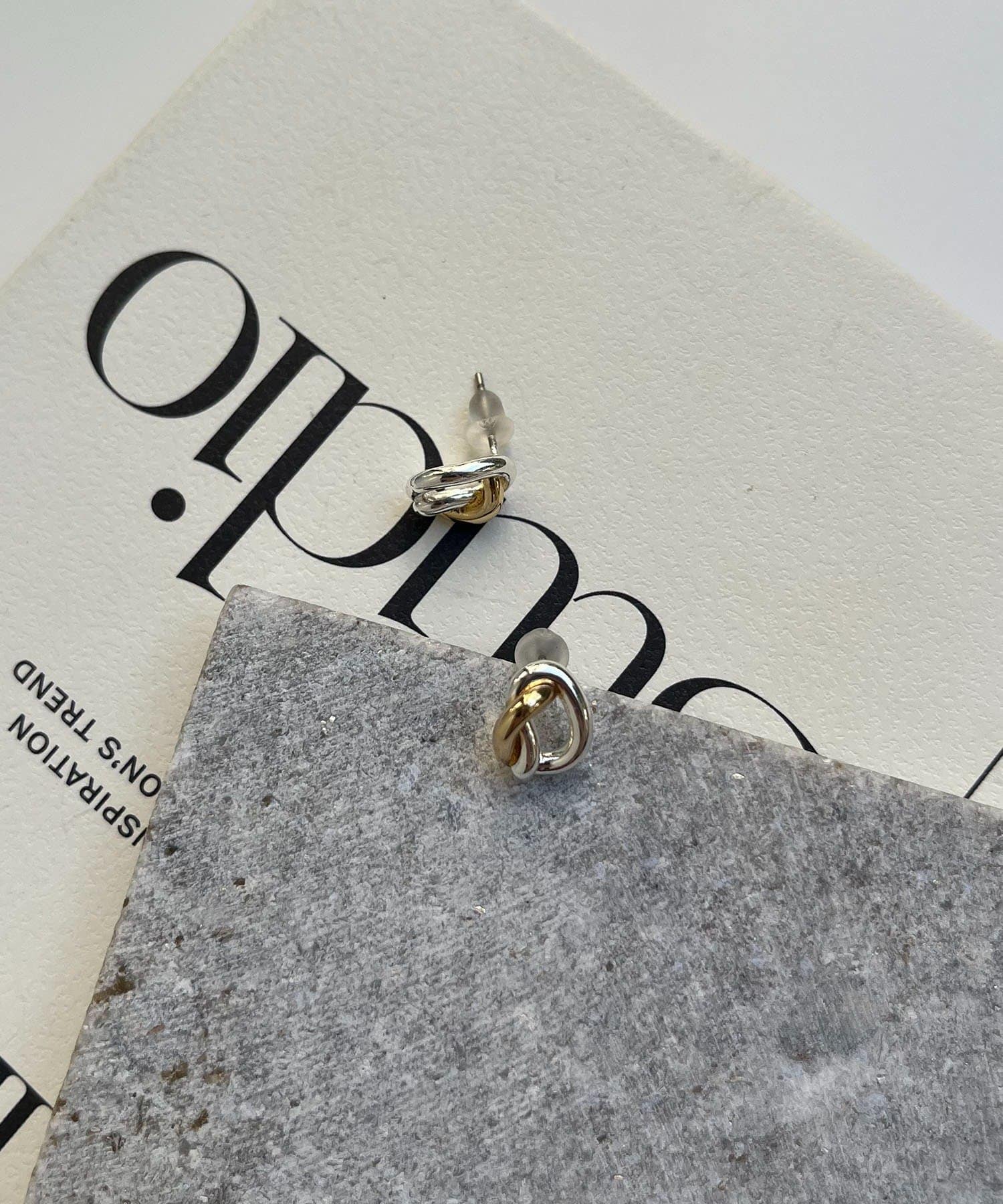 CAPRICIEUX LE'MAGE(カプリシュレマージュ) 〈GOLDY/ゴールディ〉イレギュラーループピアス