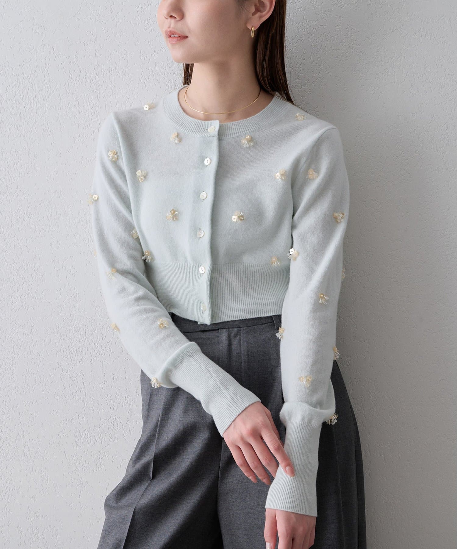 Whim Gazette(ウィム ガゼット) ビーズ刺繍ニットカーディガン