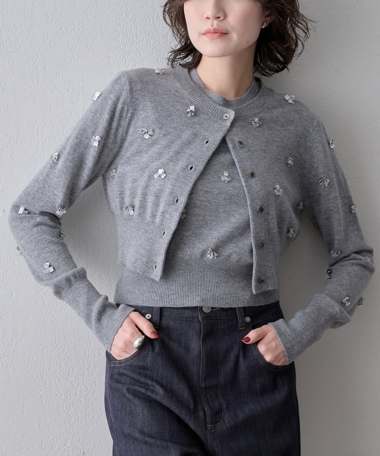 Whim Gazette(ウィム ガゼット) ビーズ刺繍ニットカーディガン