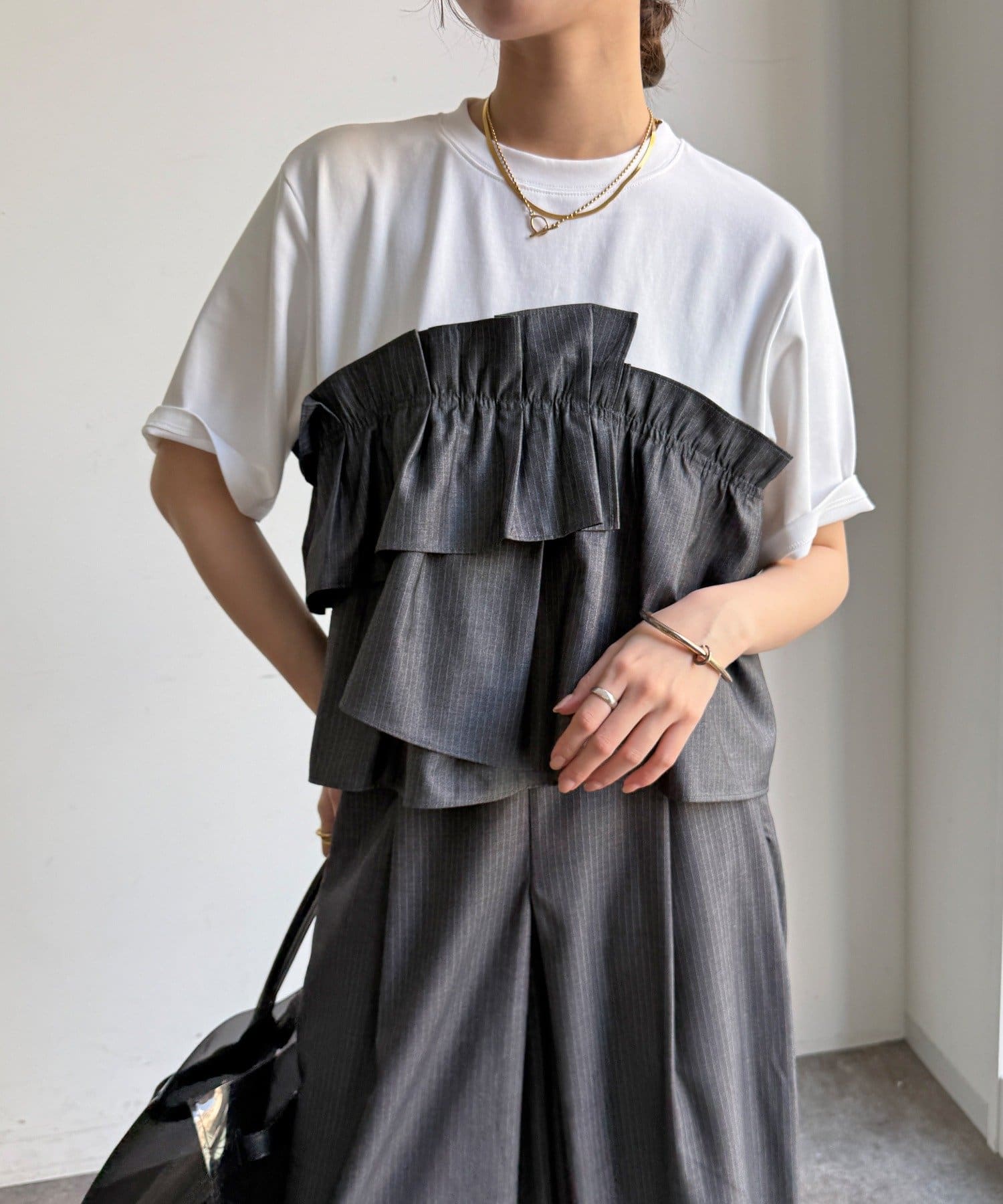 DOUDOU(ドゥドゥ) 【WEB限定/セットアップ可能】フリルビスチェドッキングTEE