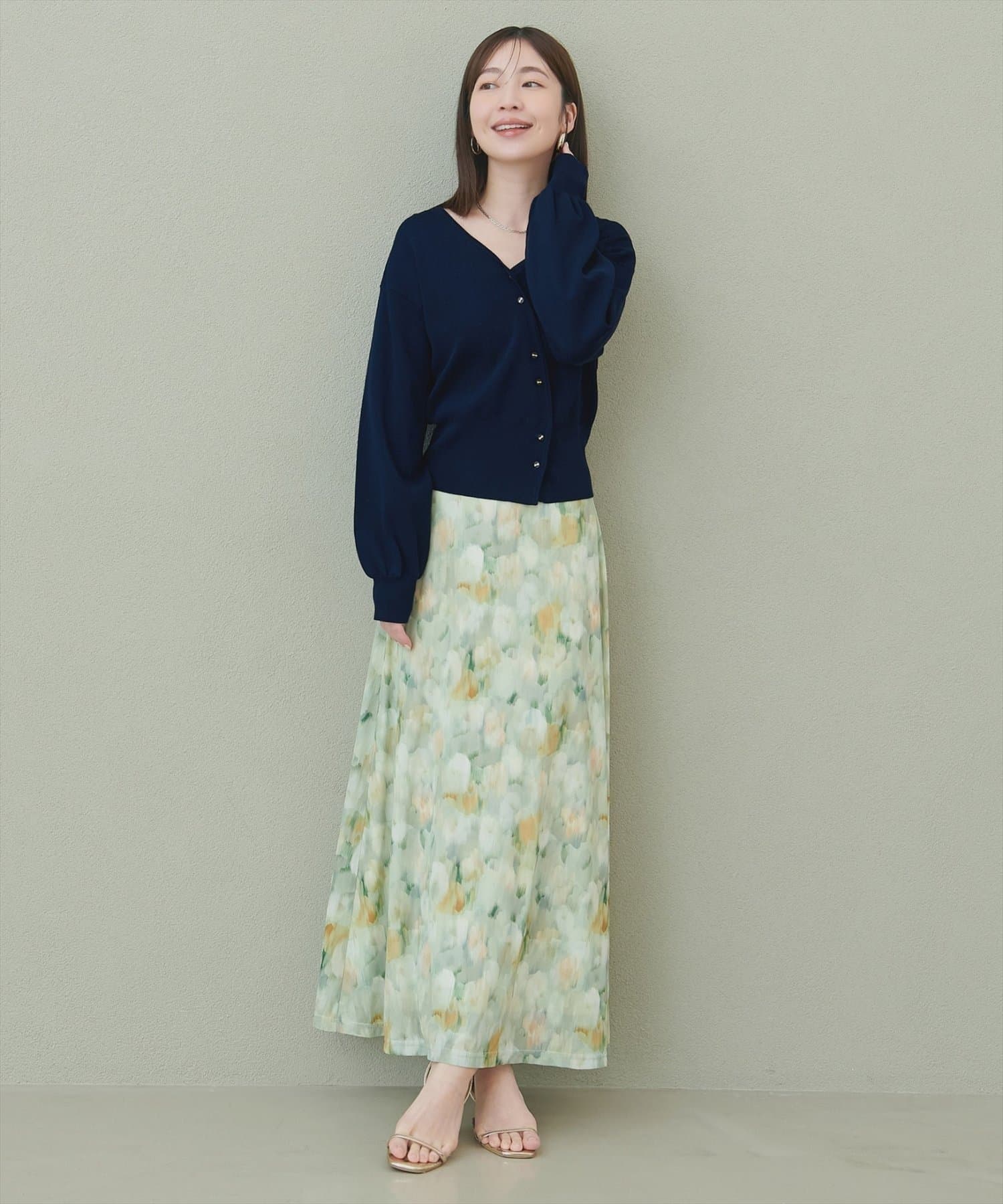 NICE CLAUP / OLIVE des OLIVE OUTLET(ナイスクラップ  / オリーブ デ オリーブ アウトレット) 【natural couture】アシメデザイン釦カーデ
