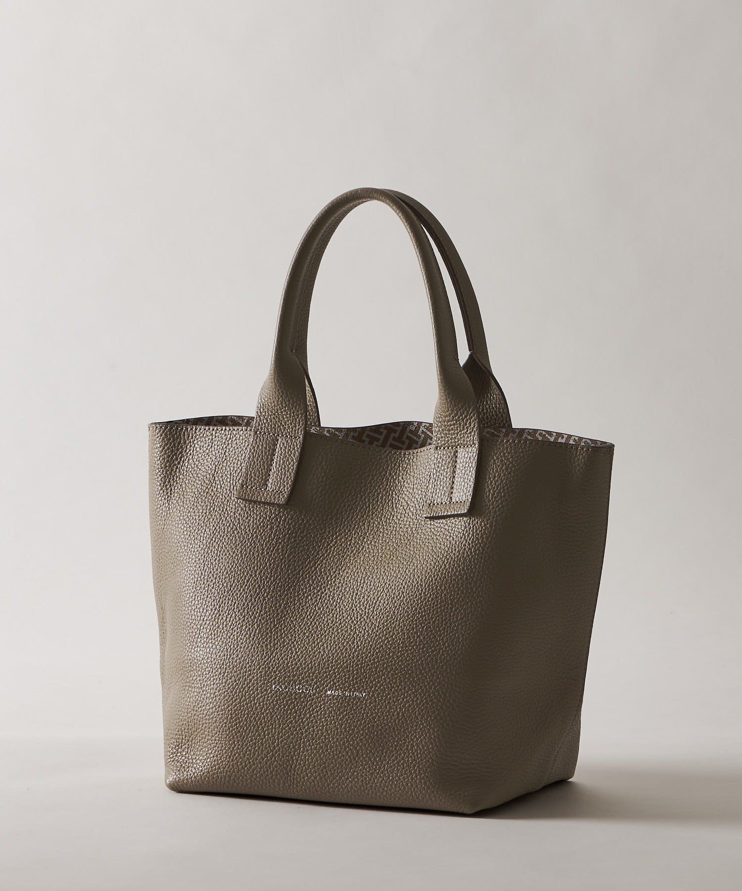 IACUCCI(イアクッチ) 【coming soon】オペラ  S CERVO/INSTAMP