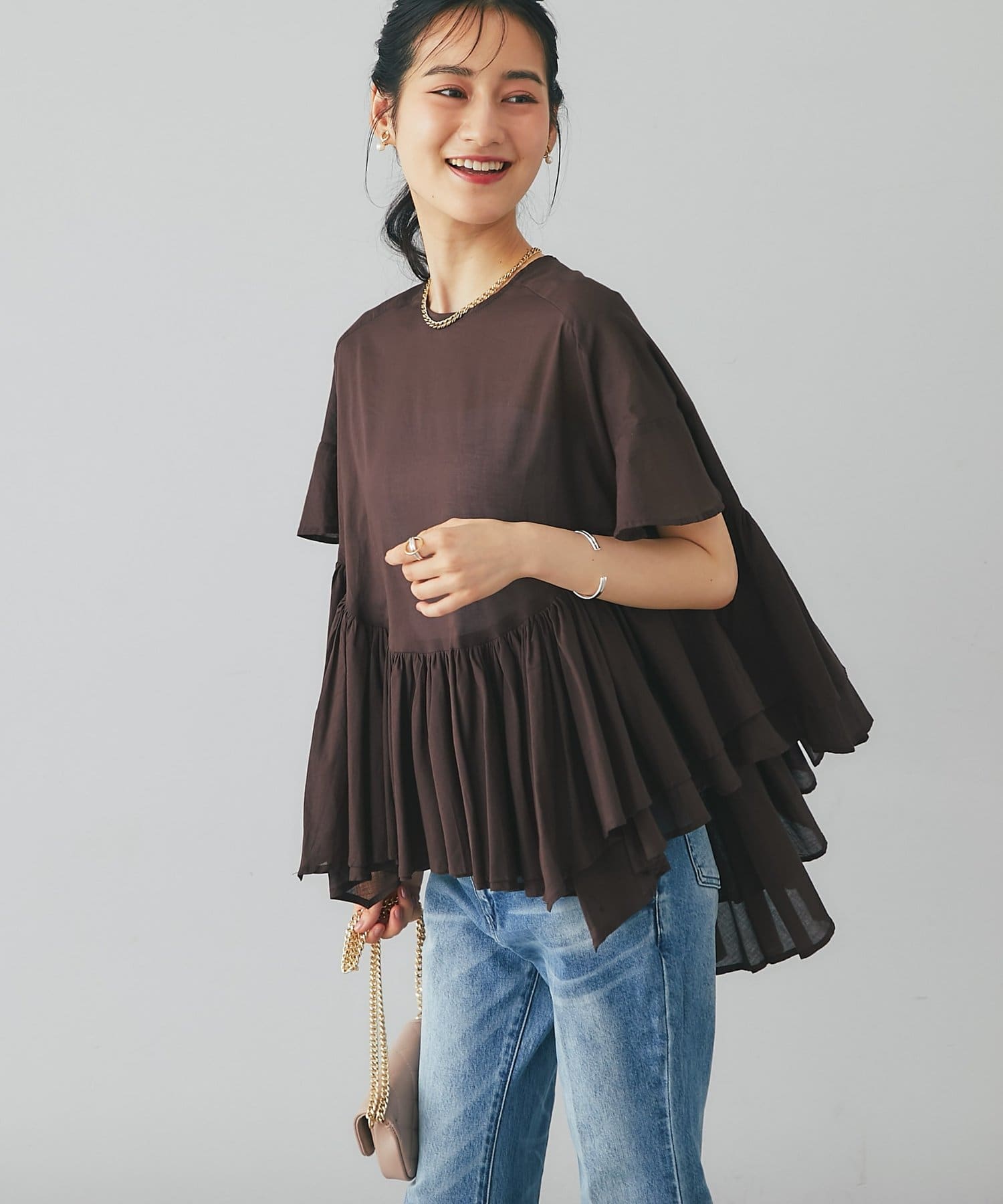 La boutique BonBon(ラブティックボンボン) 綿ボイルペプラムブラウス