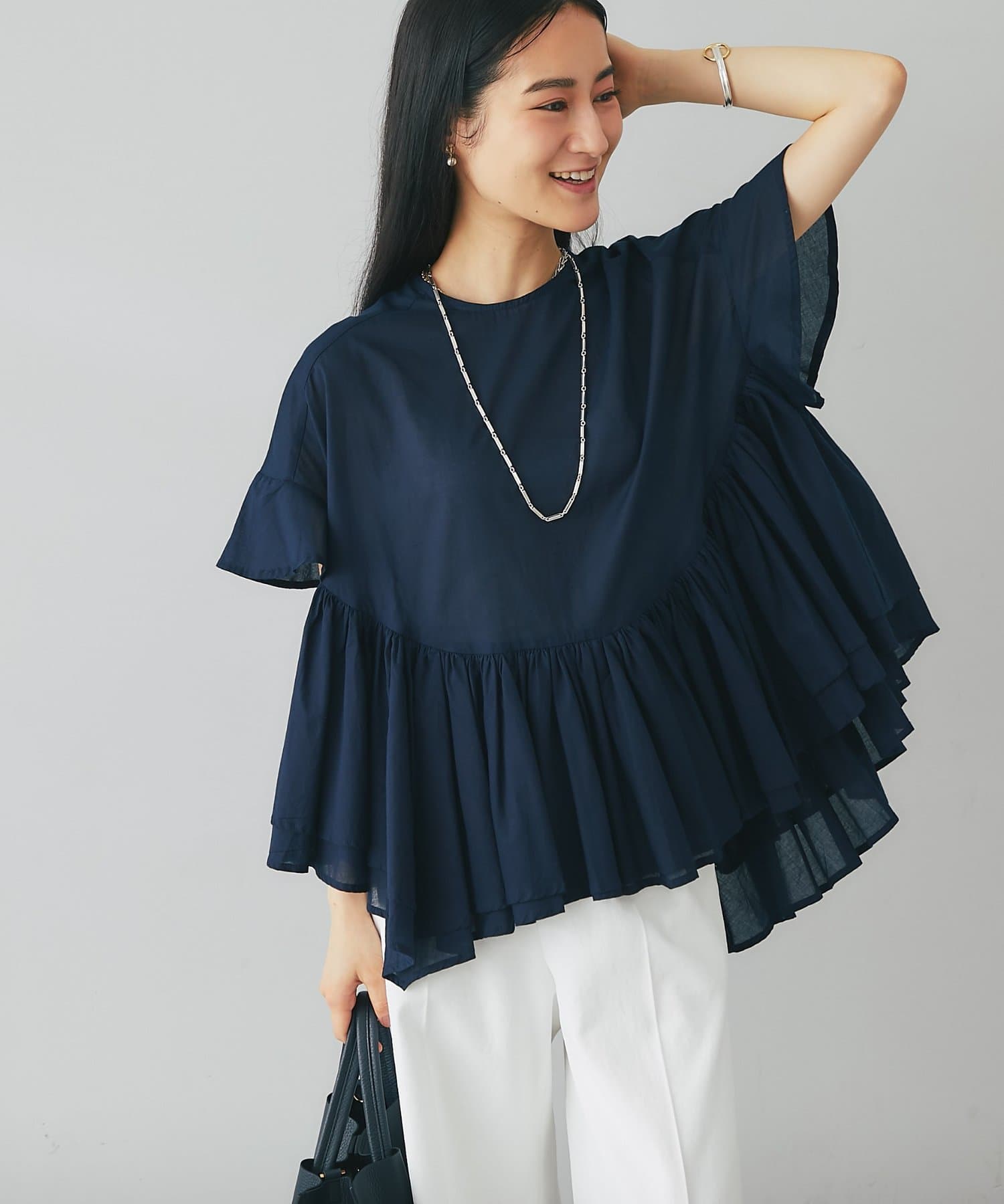 La boutique BonBon(ラブティックボンボン) 綿ボイルペプラムブラウス