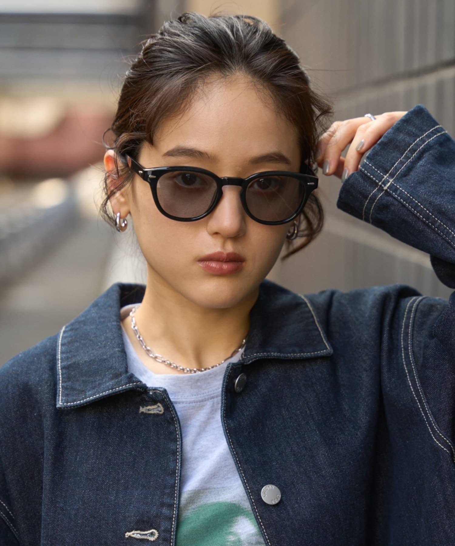 COLONY 2139(コロニー トゥーワンスリーナイン) 【調光/UNISEX】ウェリントンサングラス