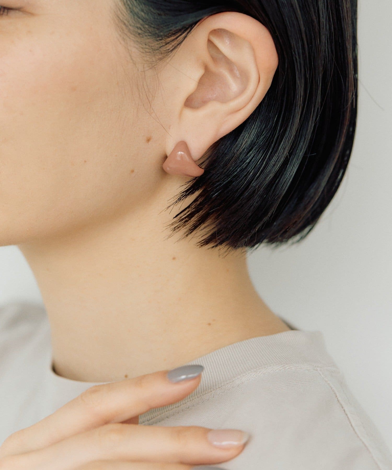 OUTLET(アウトレット) 【ear PAPILLONNER】カラートライアングルピアス