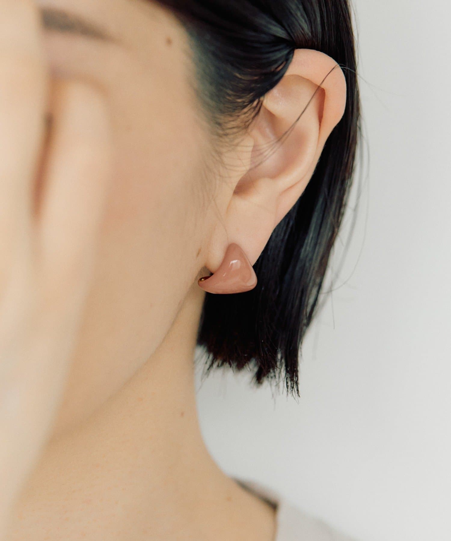 OUTLET(アウトレット) 【ear PAPILLONNER】カラートライアングルピアス