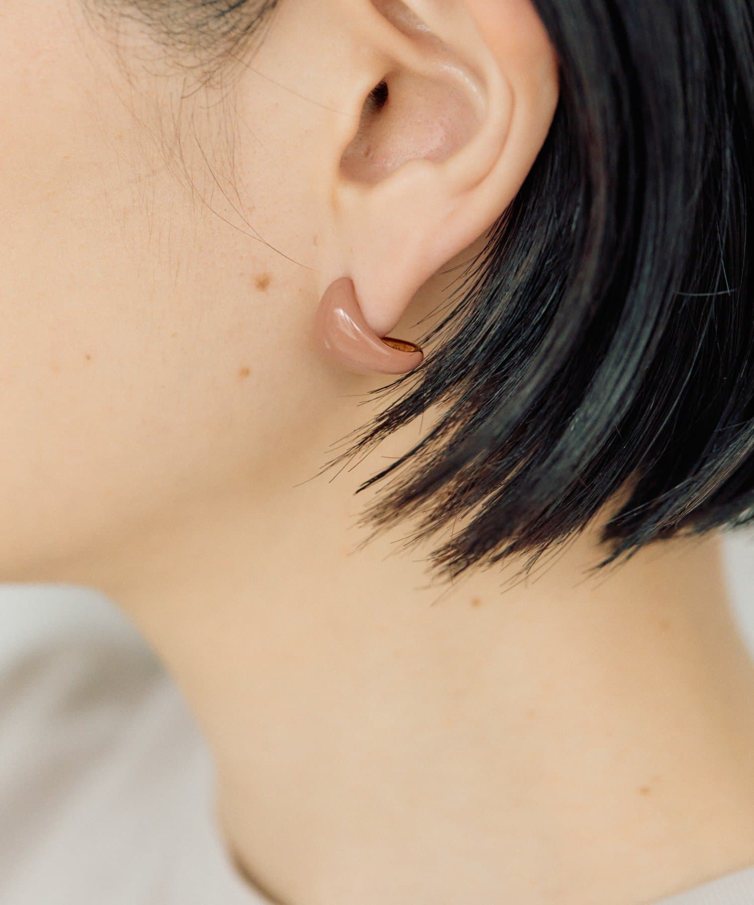 OUTLET(アウトレット) 【ear PAPILLONNER】カラートライアングルピアス