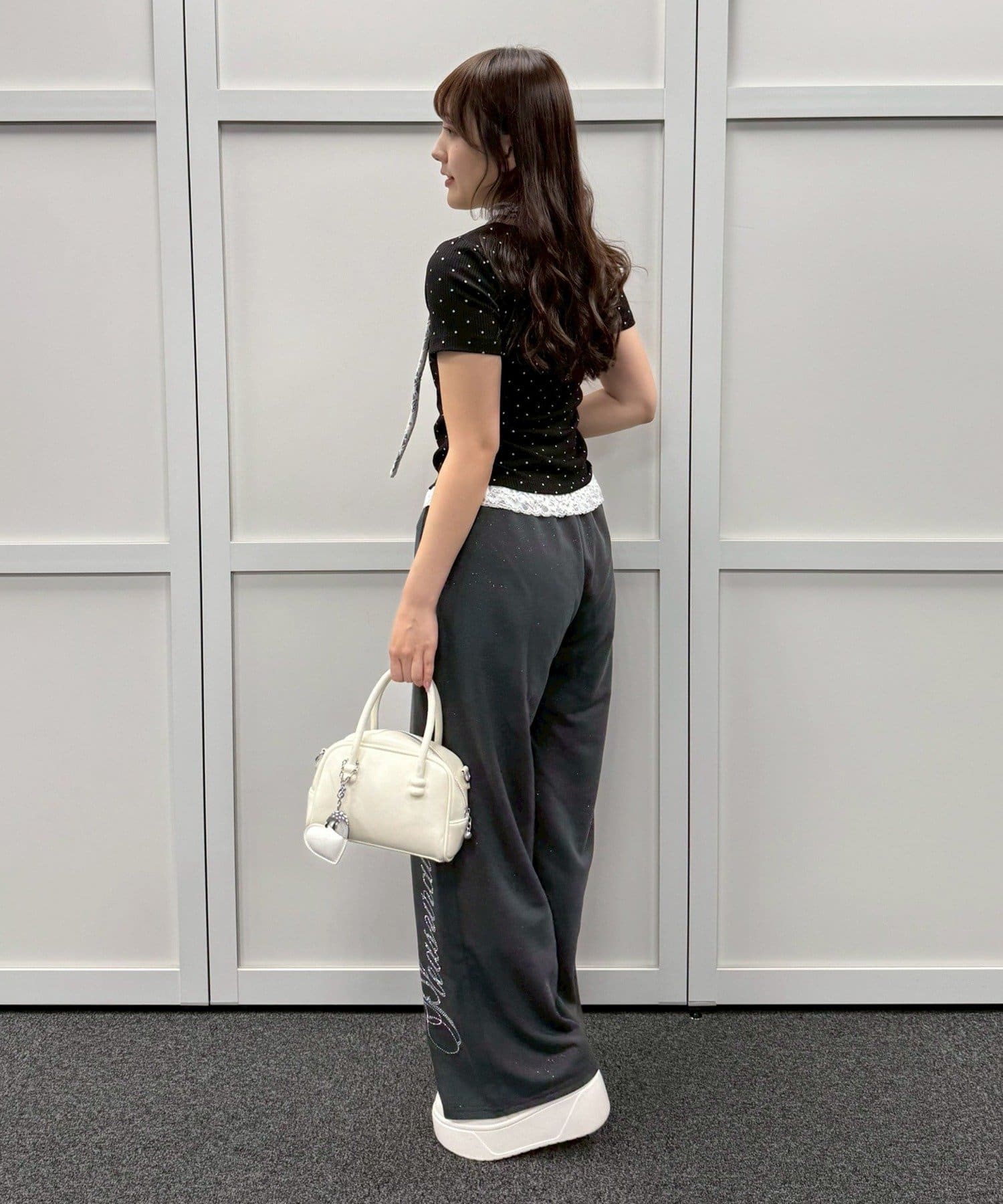 NICE CLAUP / OLIVE des OLIVE OUTLET(ナイスクラップ  / オリーブ デ オリーブ アウトレット) 【ANOTHER BRANCH】ドット裾レースプルオーバー