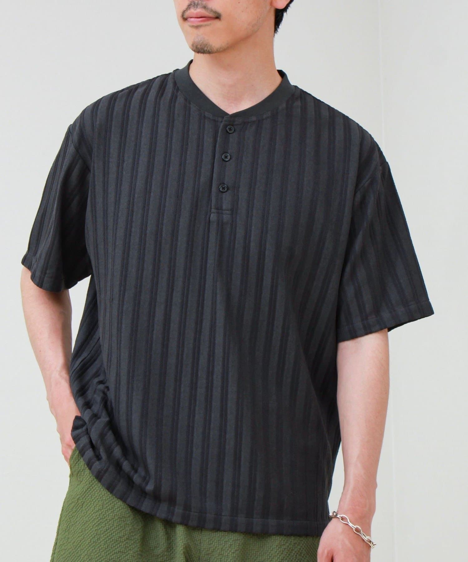 FREDY & GLOSTER(フレディ アンド グロスター) シアージャガード ヘンリーネックTシャツ