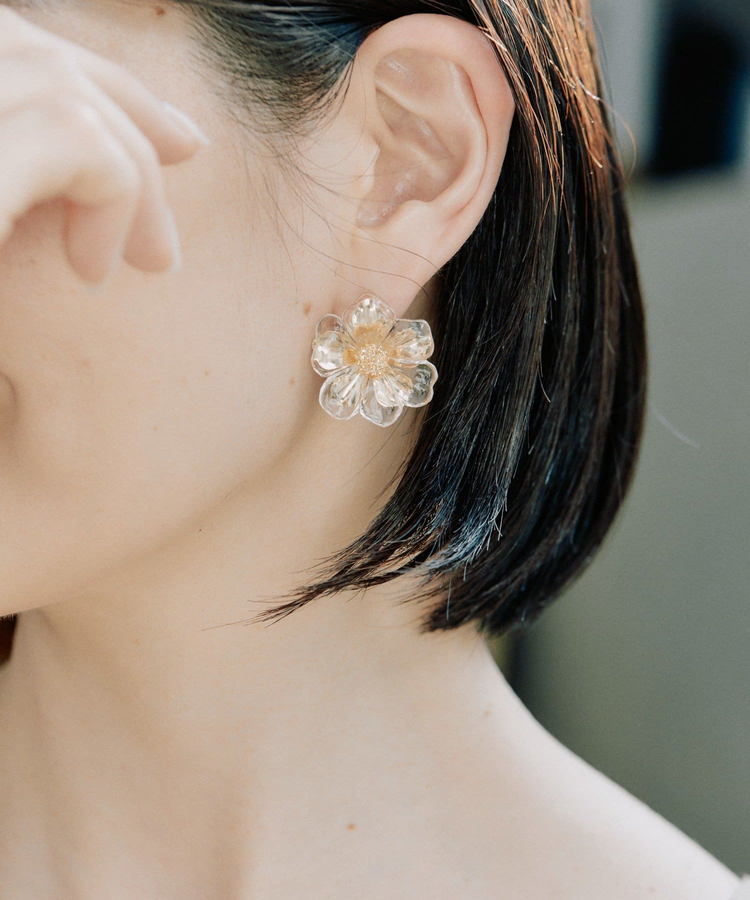 ear PAPILLONNER(イア パピヨネ) クリアペタルピアス
