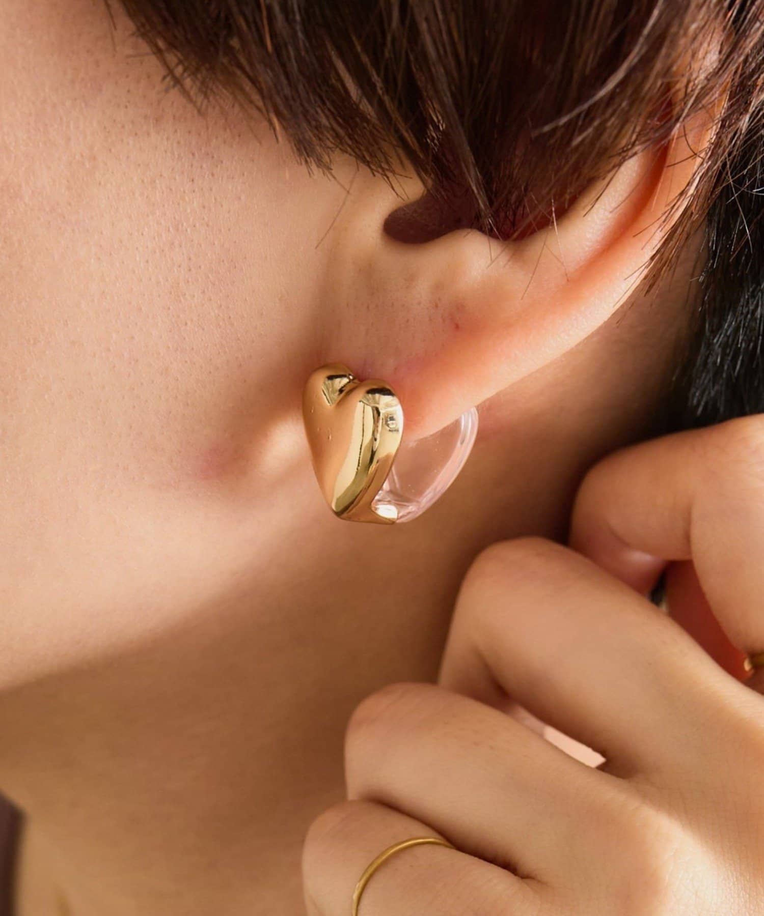 ear PAPILLONNER(イア パピヨネ) ハートクリアカラーピアス