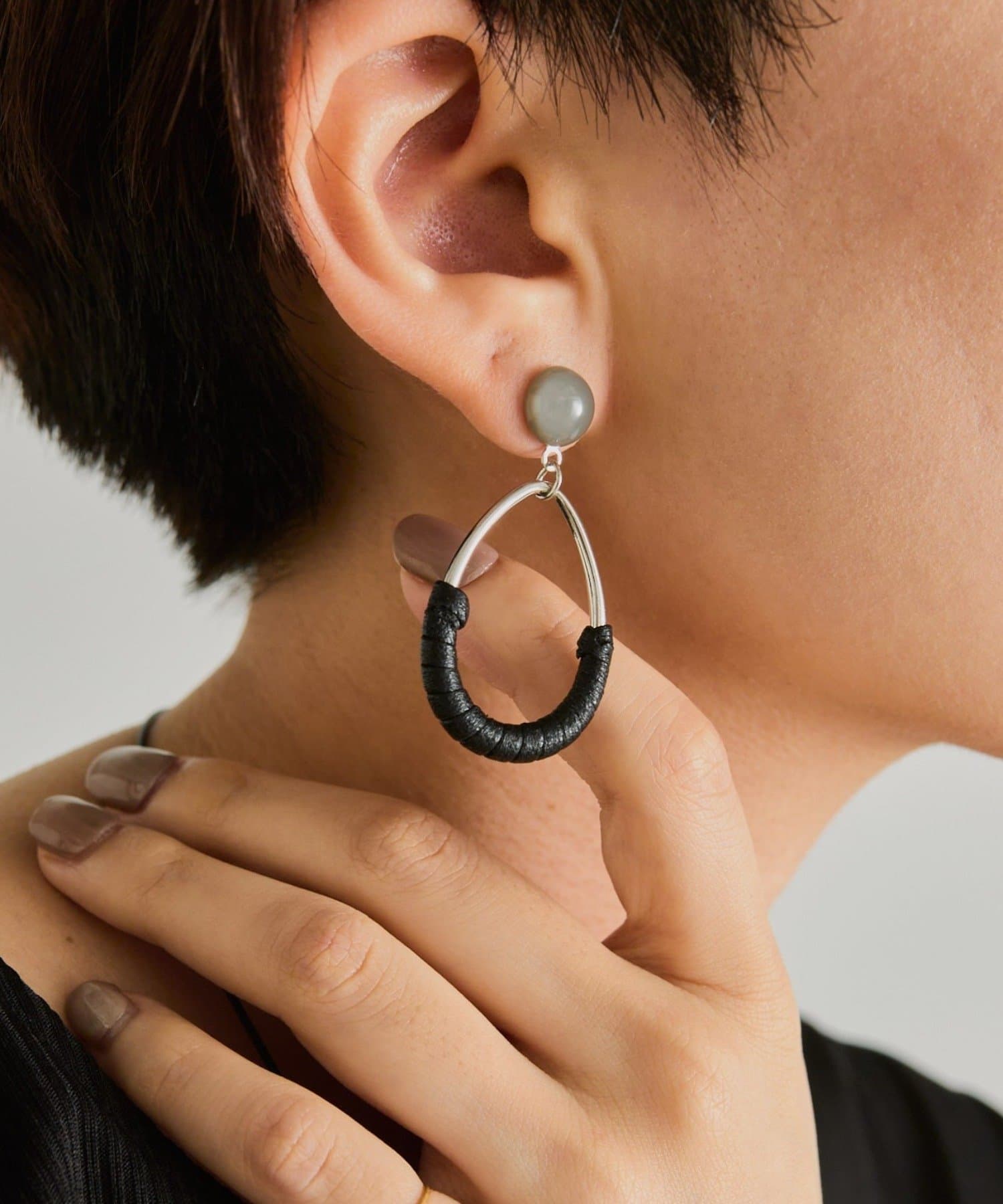 ear PAPILLONNER(イア パピヨネ) ラップフープピアス