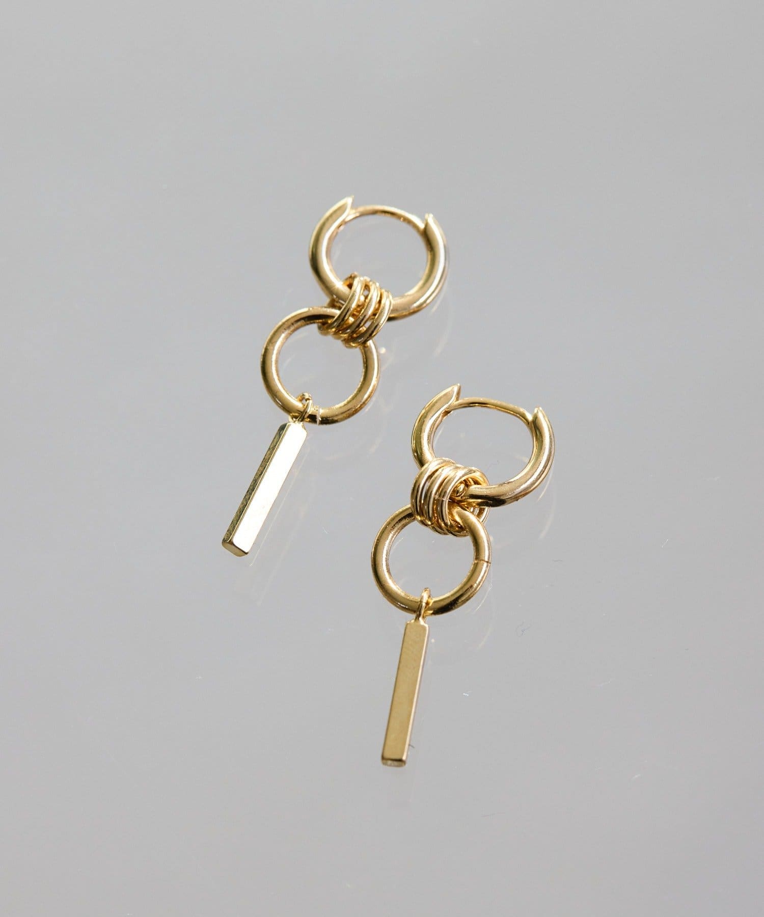 ear PAPILLONNER(イア パピヨネ) 2WAYバー付ダブルフープピアス
