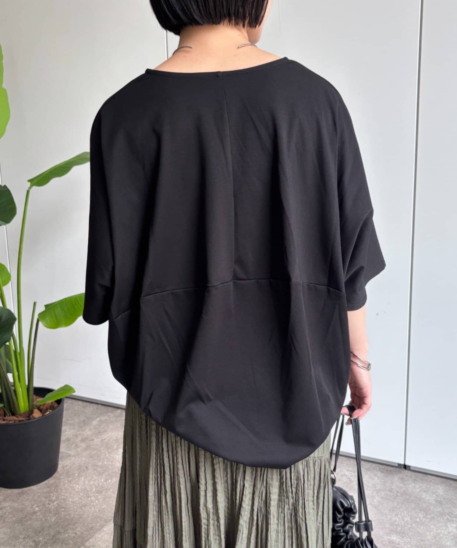 Jena　espace merveilleux(ジェナ　エスパスメルヴェイユ) Vネック5分袖カットソー