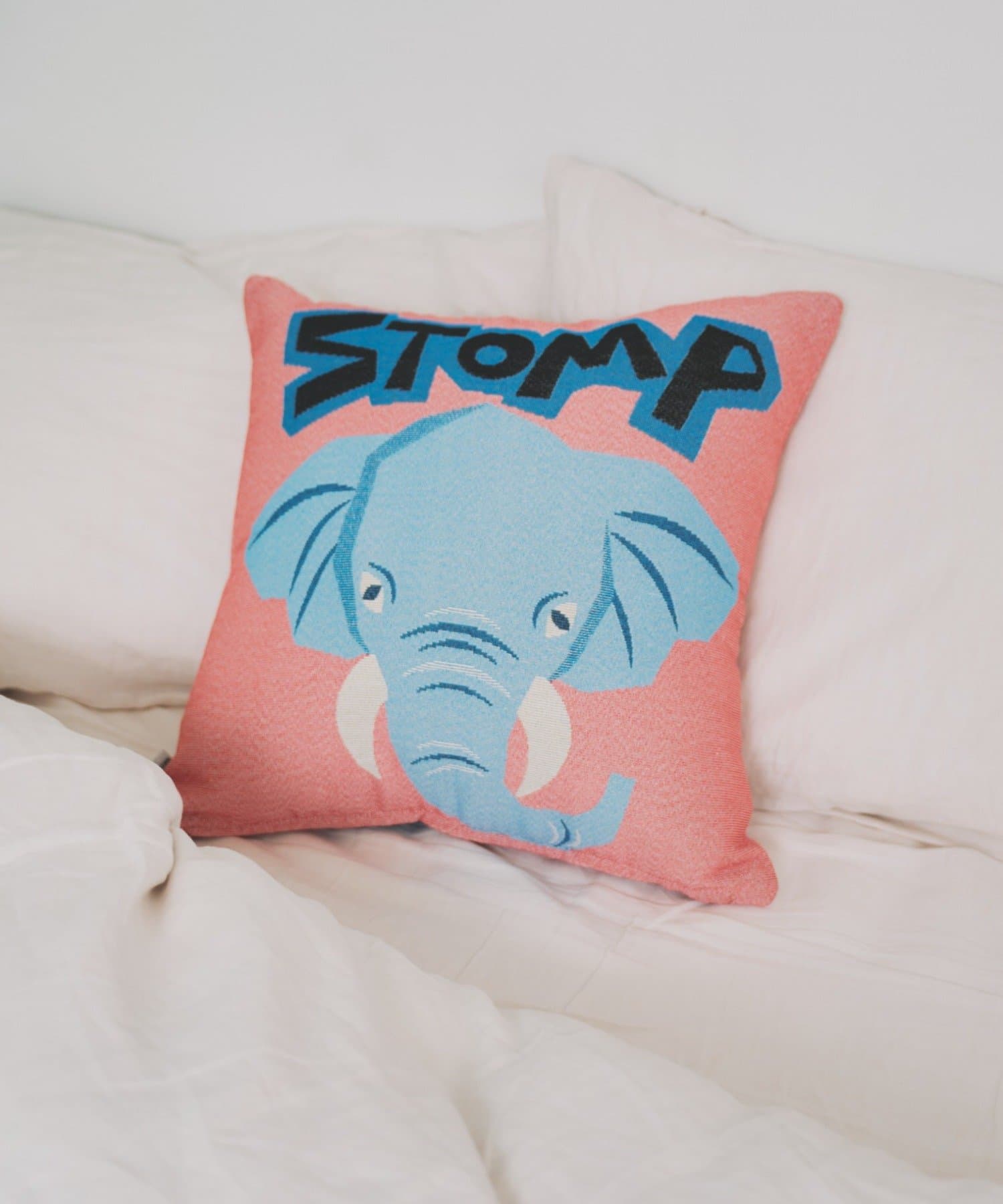 BIRTHDAY BAR(バースデイバー) animal Jacquard cushioncover　クッションカバー