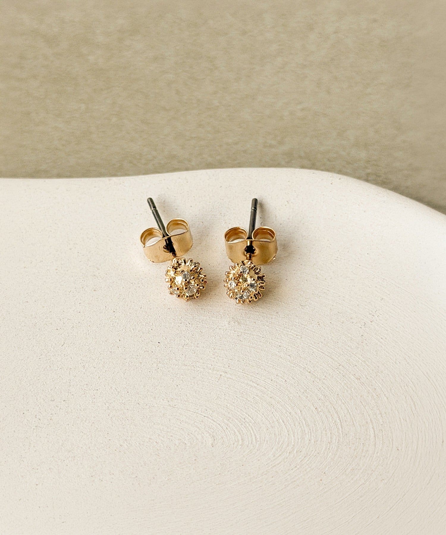 3COINS(スリーコインズ) フラワーボールピアス