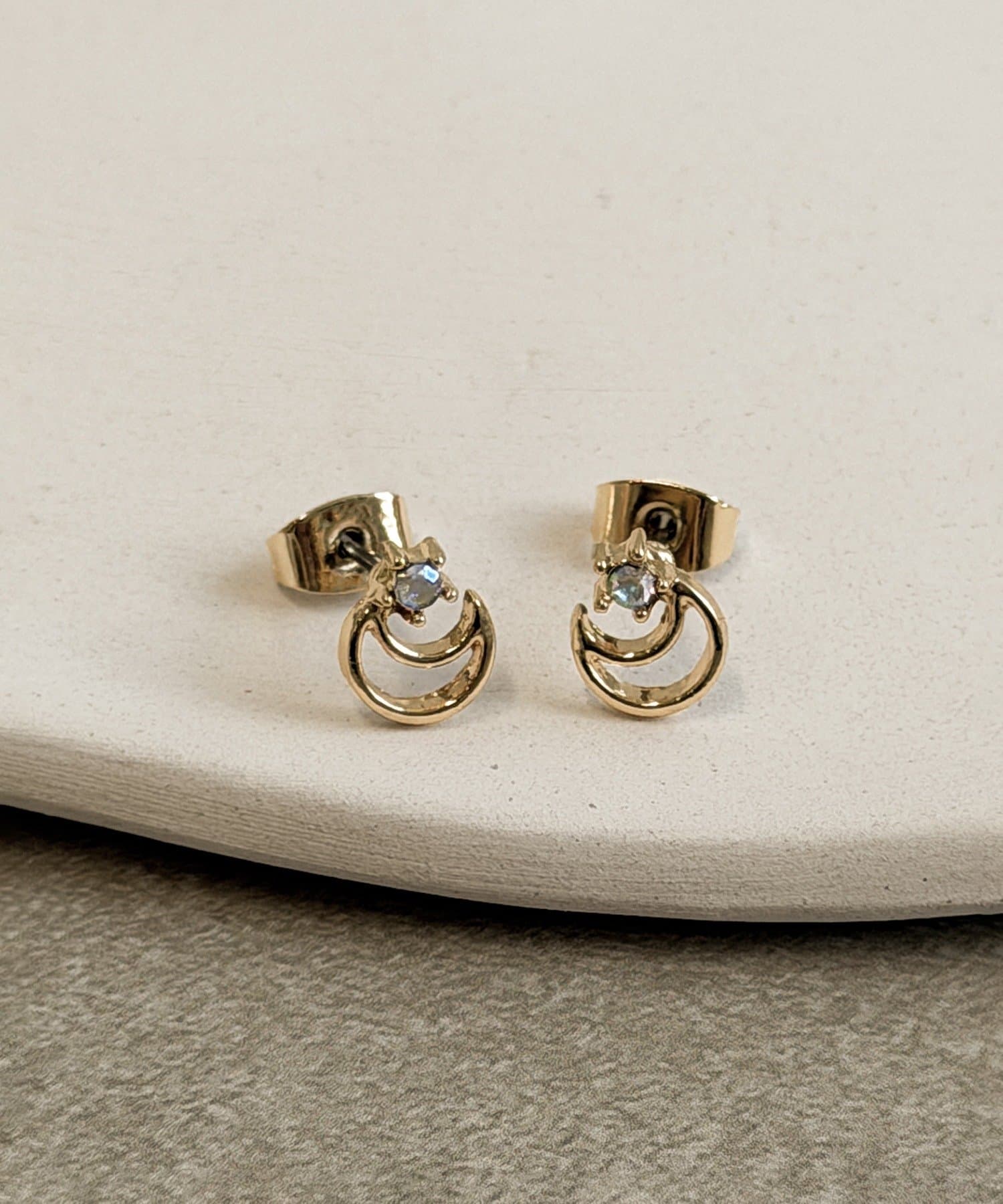 3COINS(スリーコインズ) クレセントムーンピアス