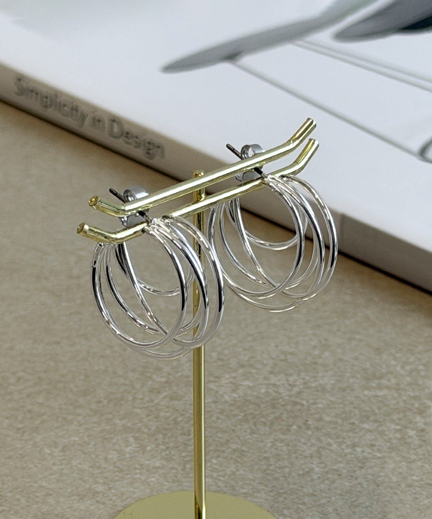 3COINS(スリーコインズ) 連ビッグメタルフープピアス