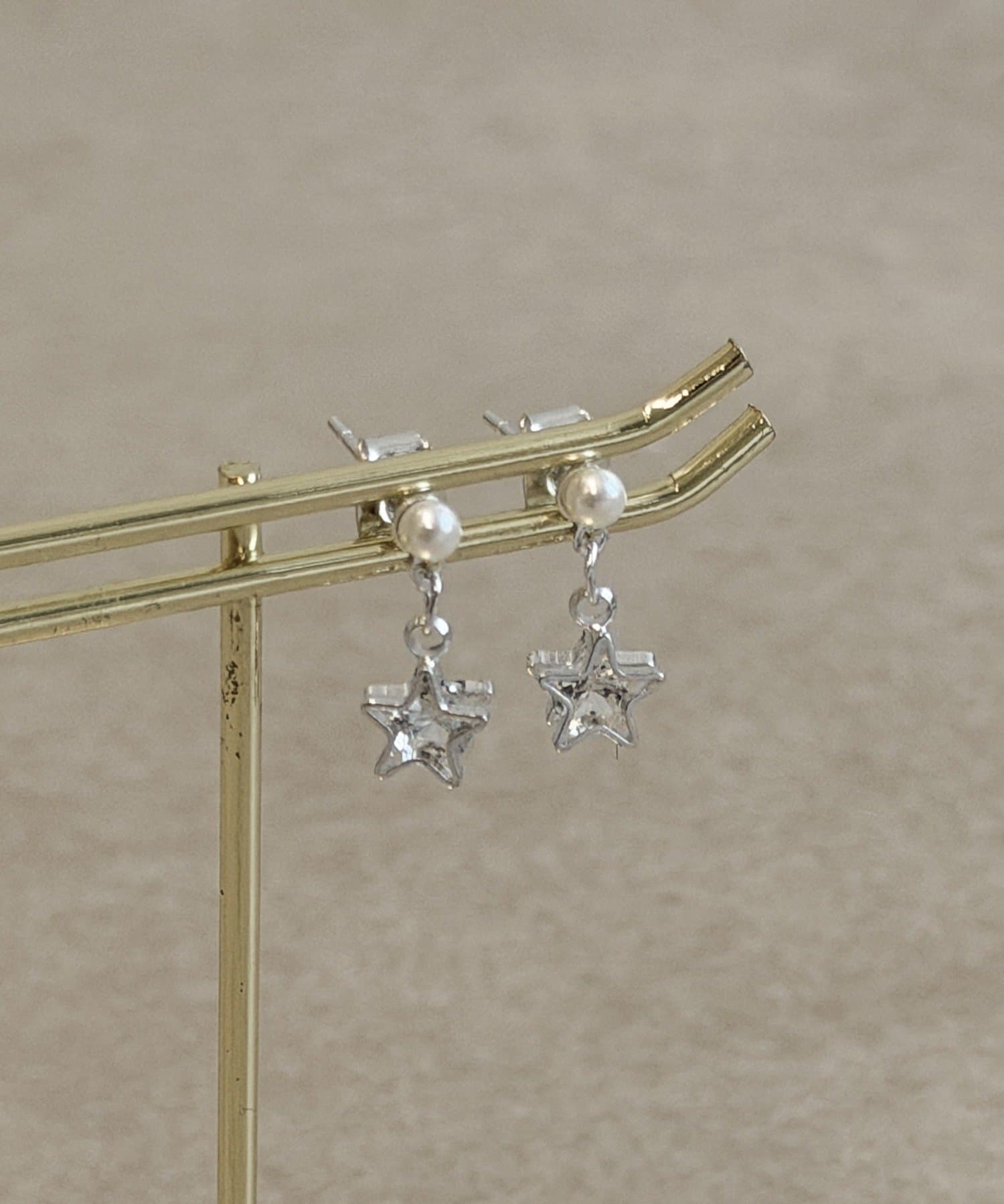 3COINS(スリーコインズ) パールスターピアス