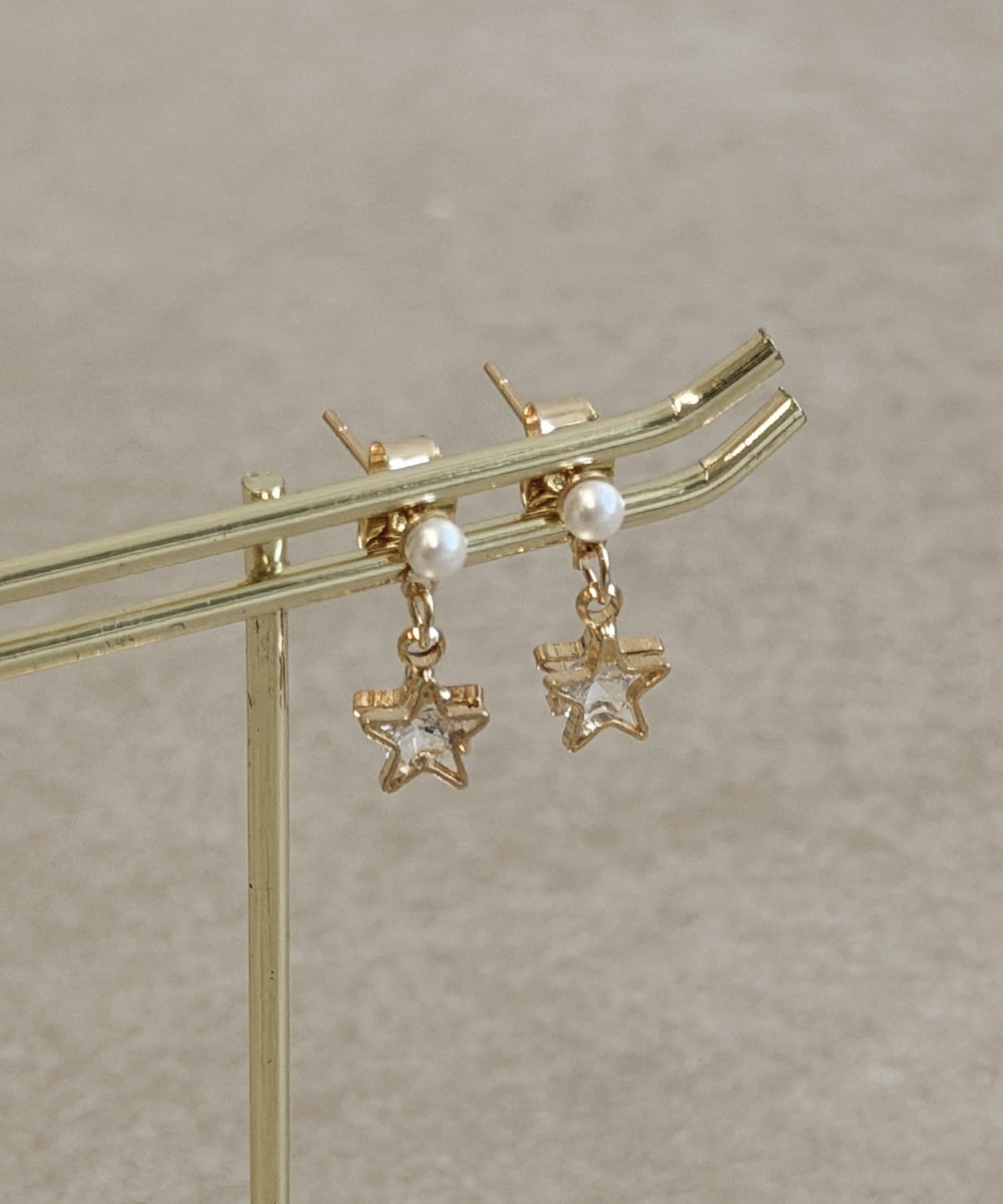 3COINS(スリーコインズ) パールスターピアス