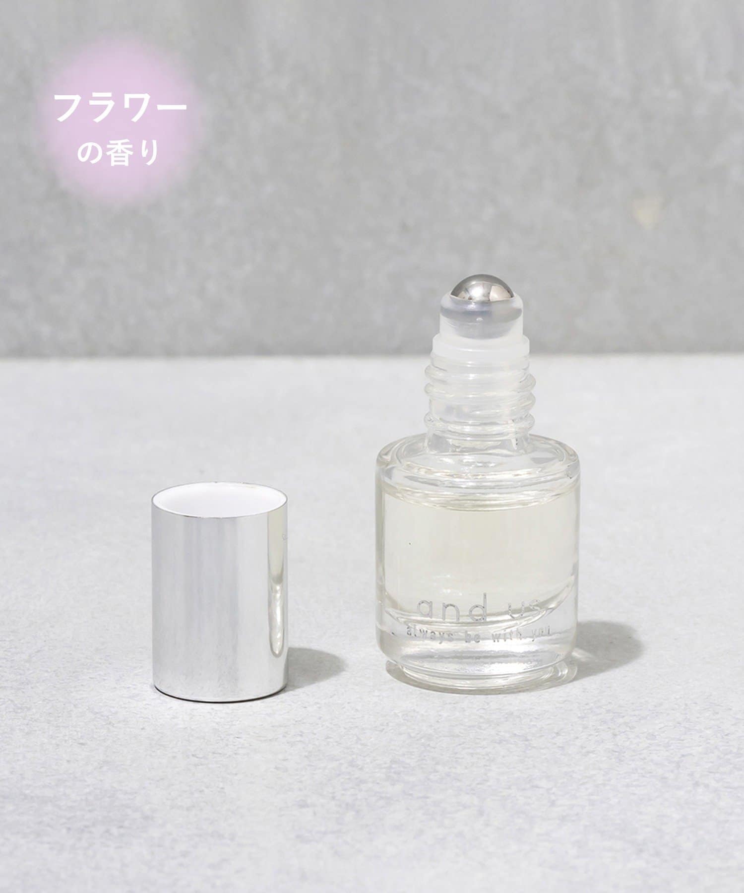 3COINS(スリーコインズ) ミニロールオンフレグランス／and us