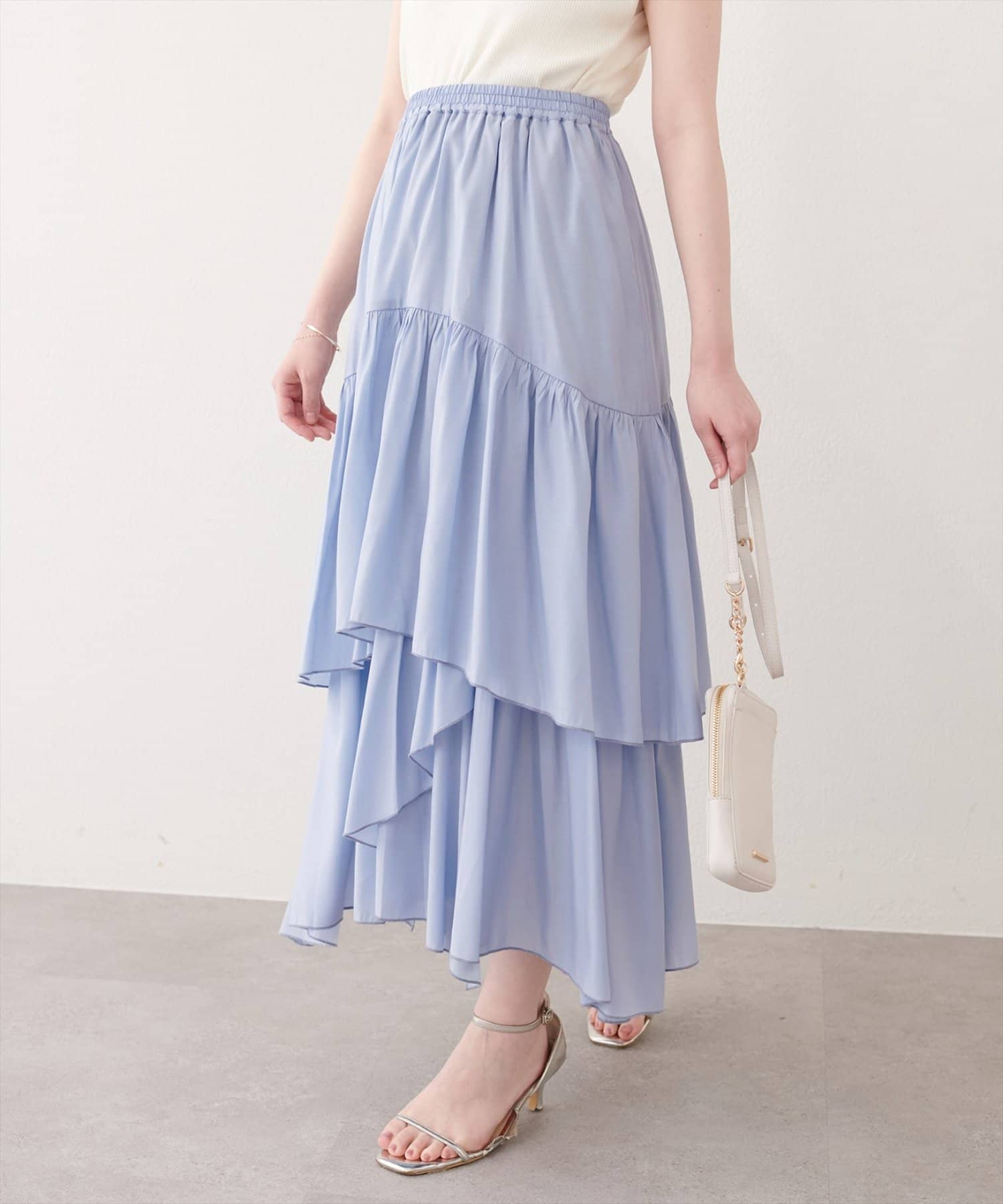natural couture(ナチュラルクチュール) アシメヘム微光沢スカート