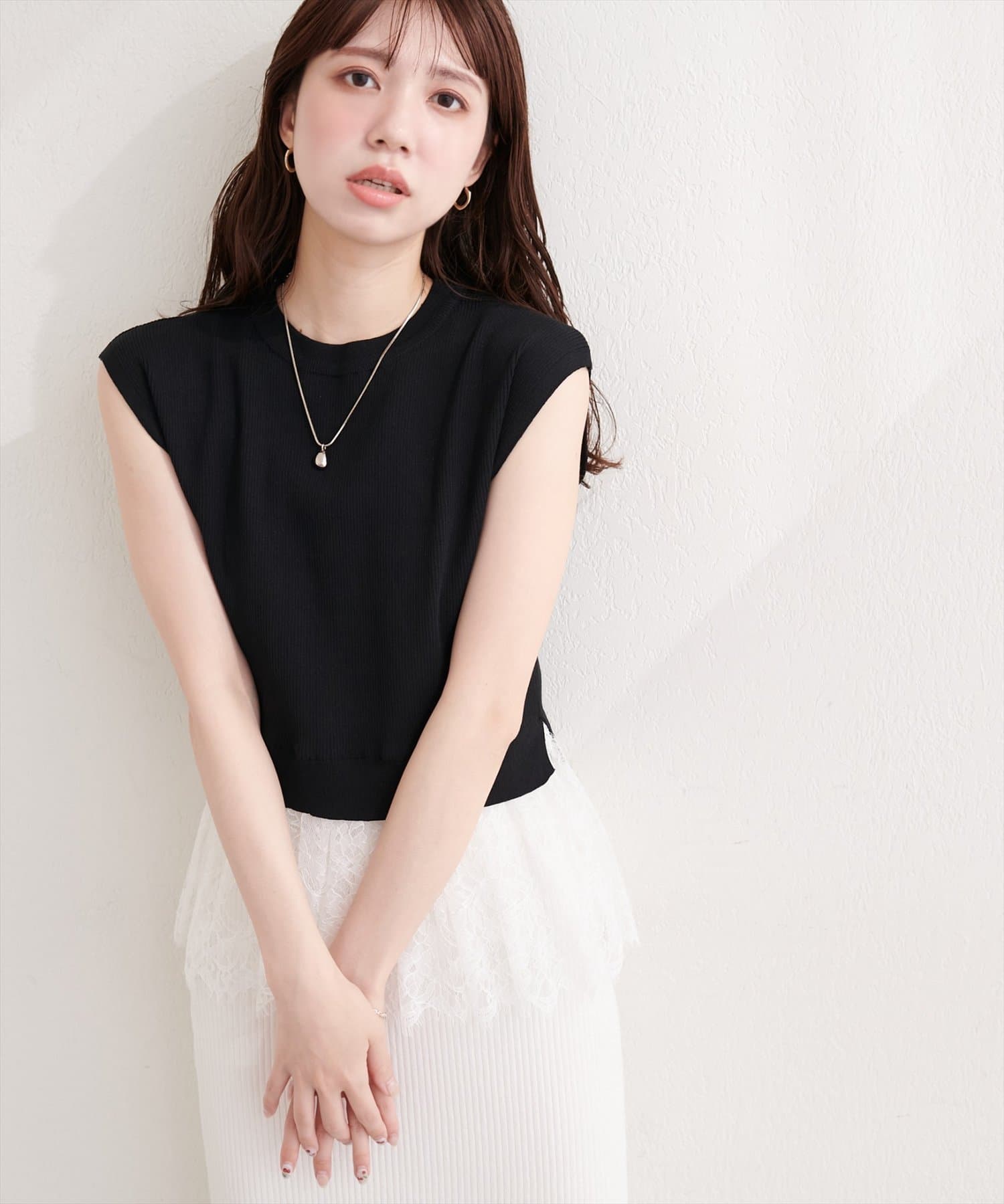 natural couture(ナチュラルクチュール) 裾レースフレンチスリーブニットプルオーバー